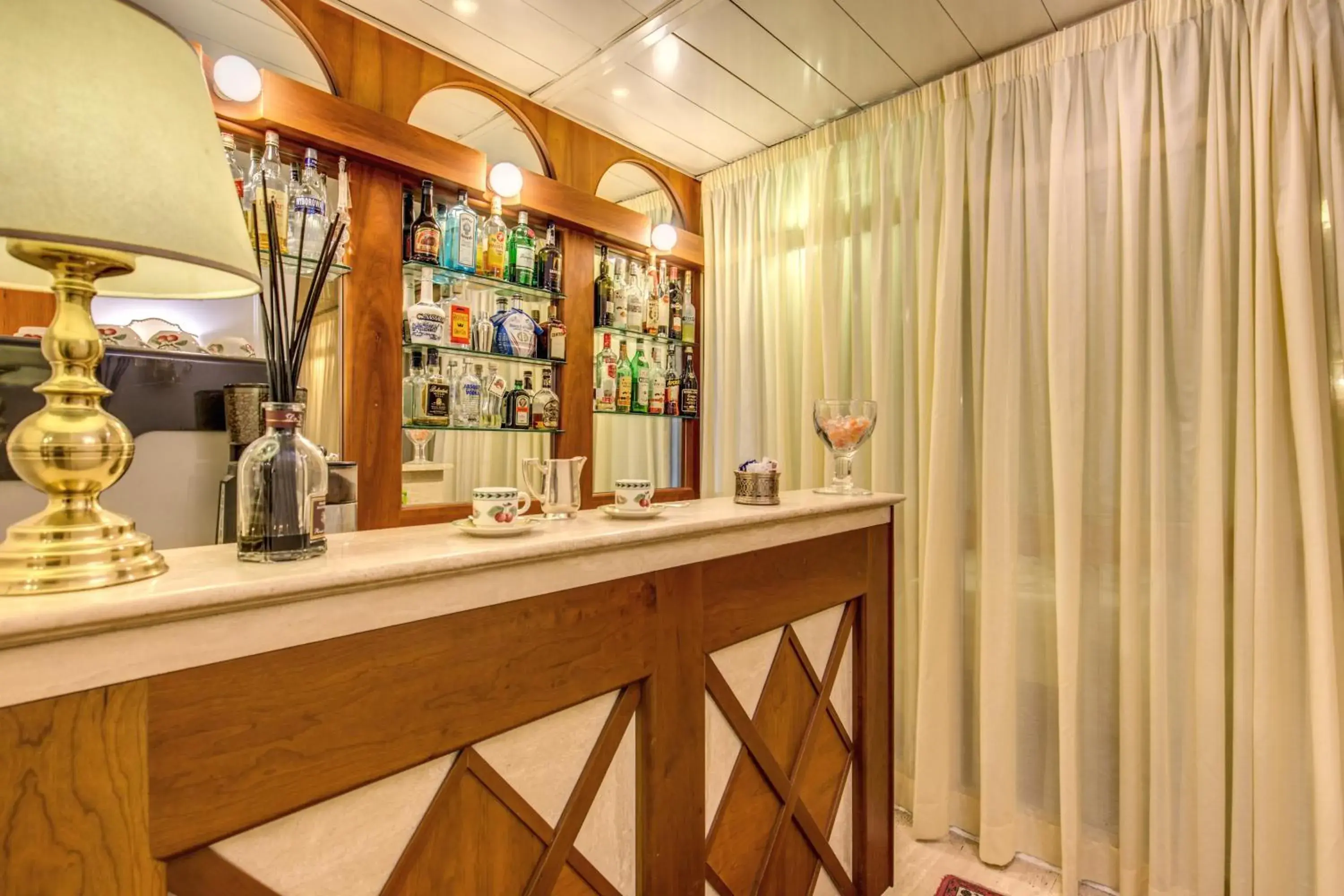 Lounge or bar in Hotel Cortina