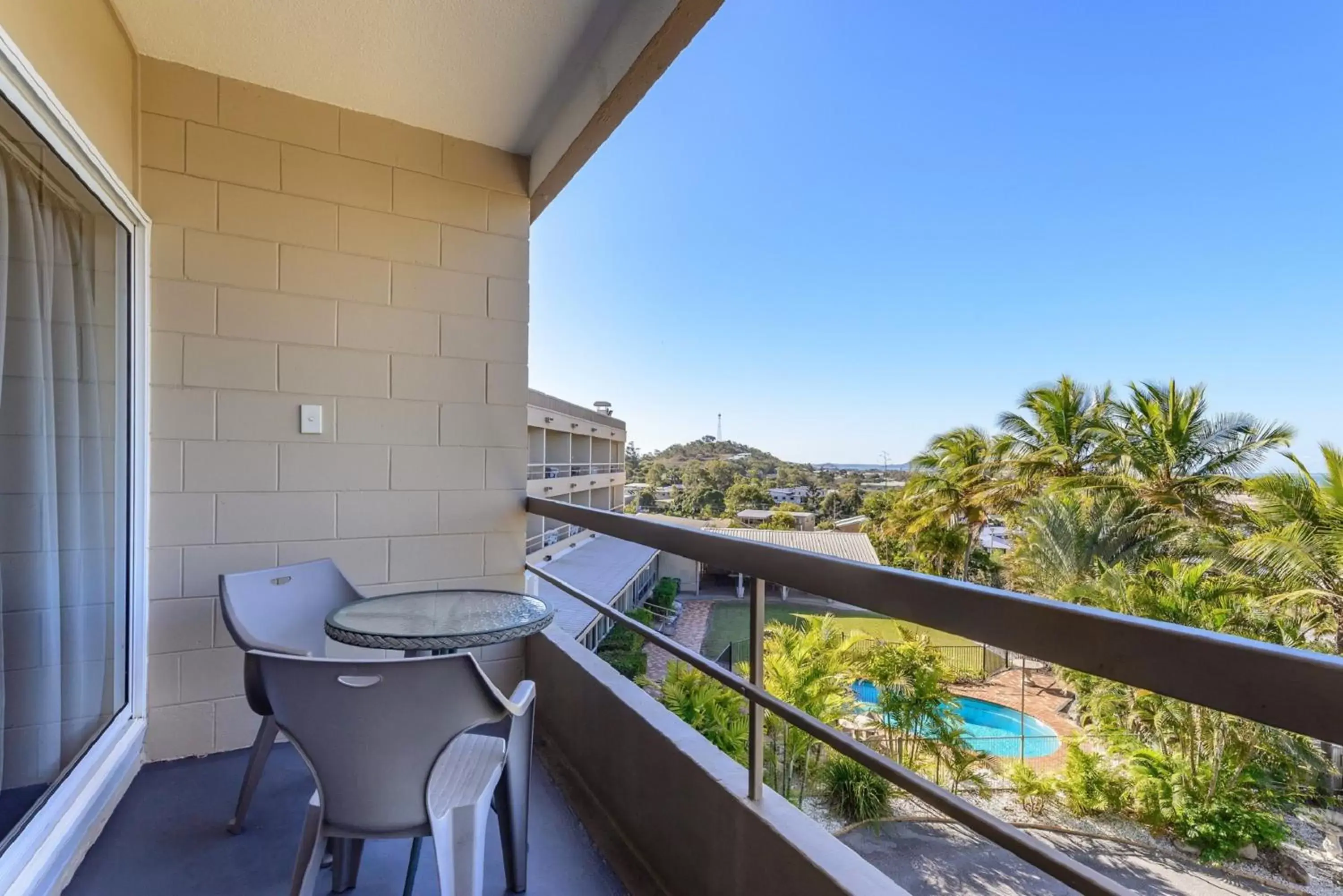 Balcony/Terrace in Camelot Motel