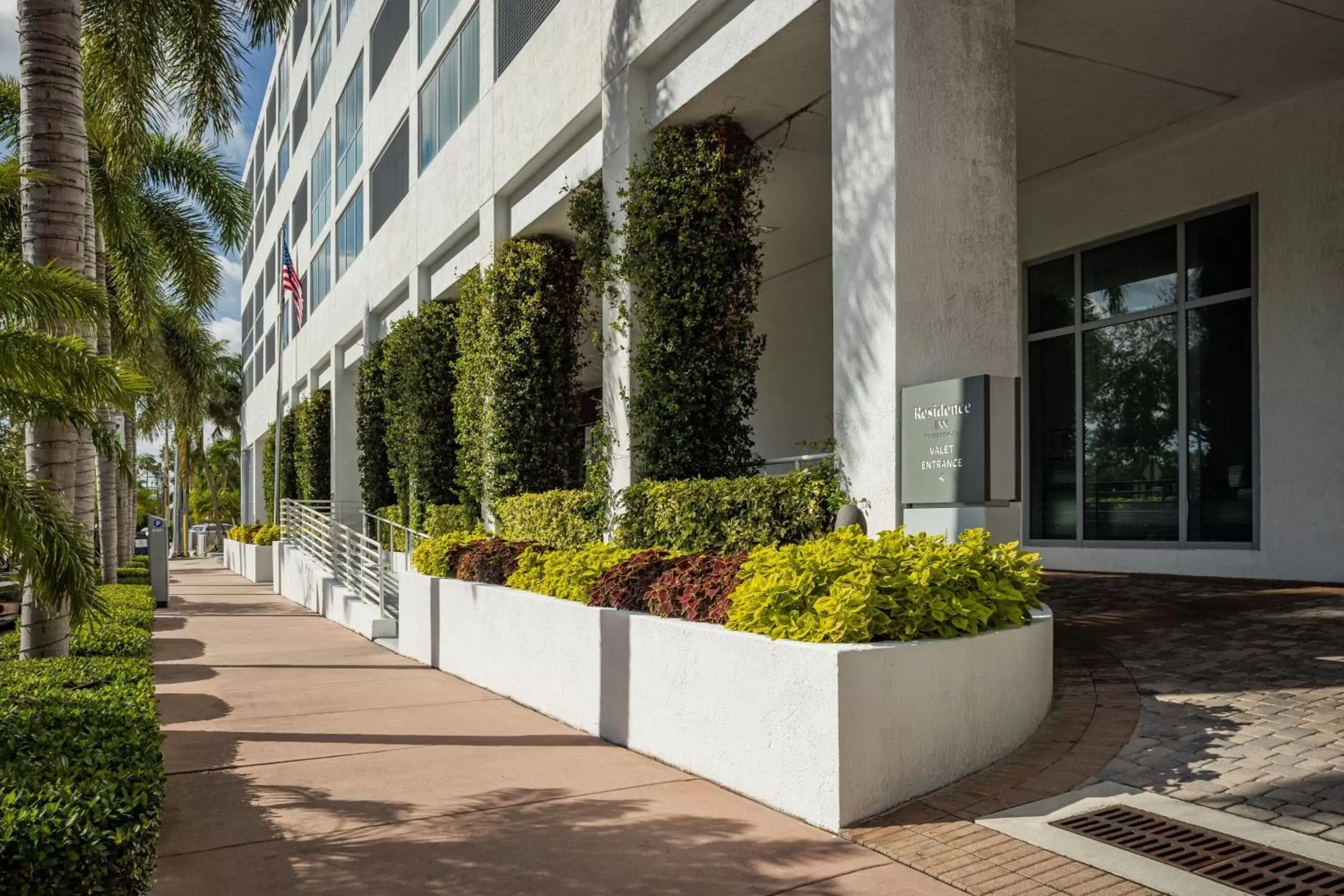 Property building in Residence Inn by Marriott Fort Lauderdale Intracoastal