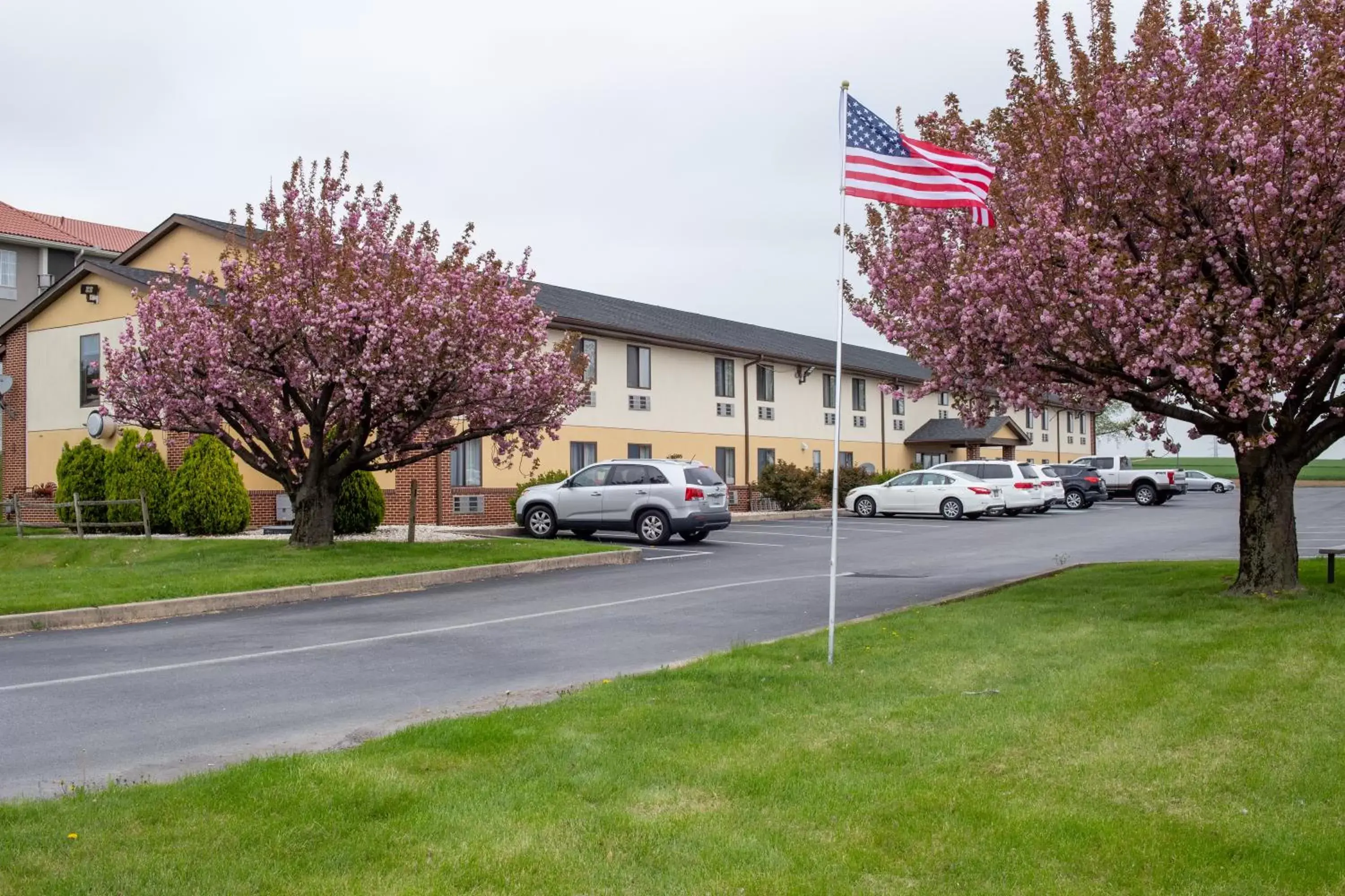 Property Building in Eastbrook Inn