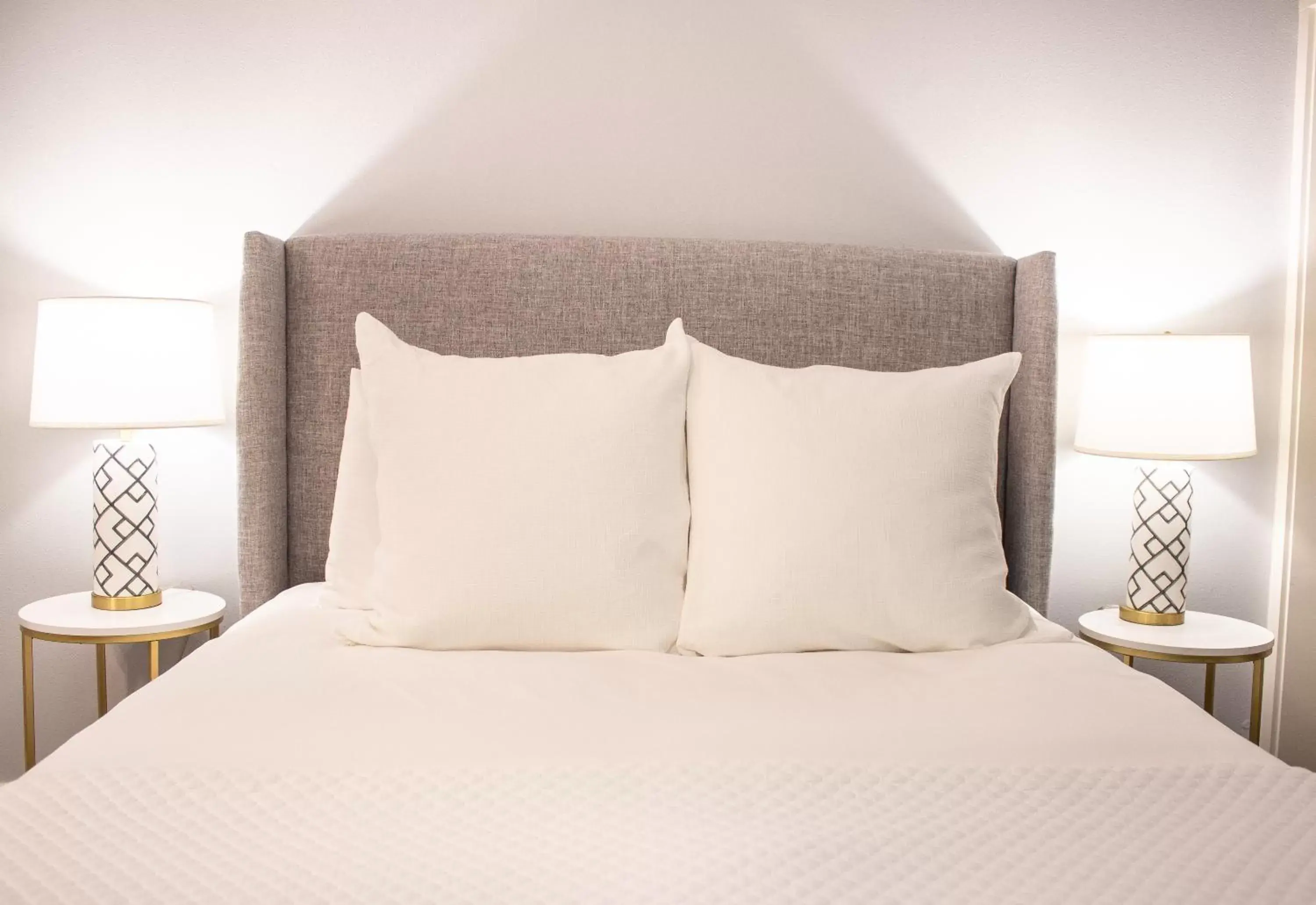 Queen Studio in Douglas On Third Queen Studio in Douglas On Third