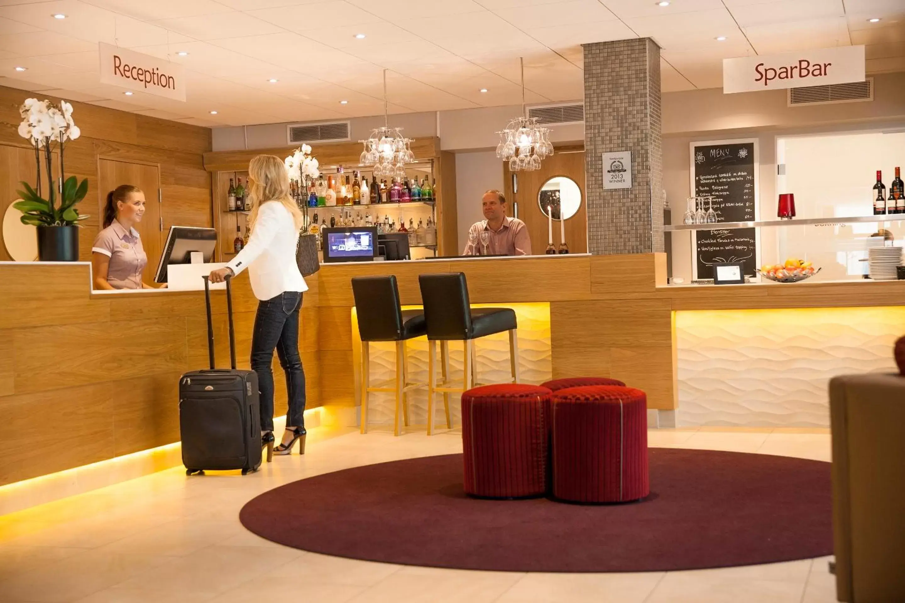 Lobby or reception in Spar Hotel Gårda