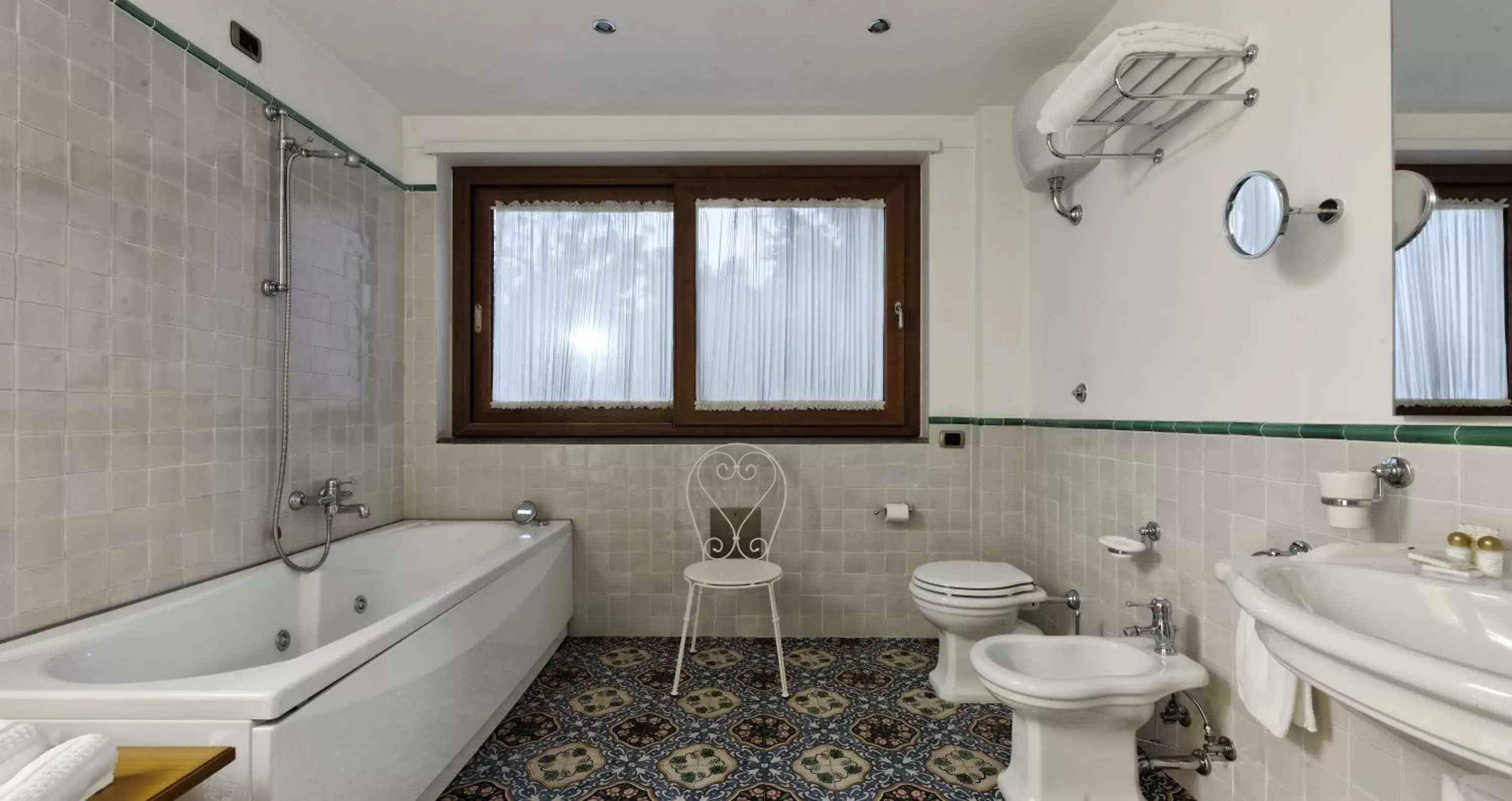 Shower, Bathroom in Hotel Villa Poseidon & Events