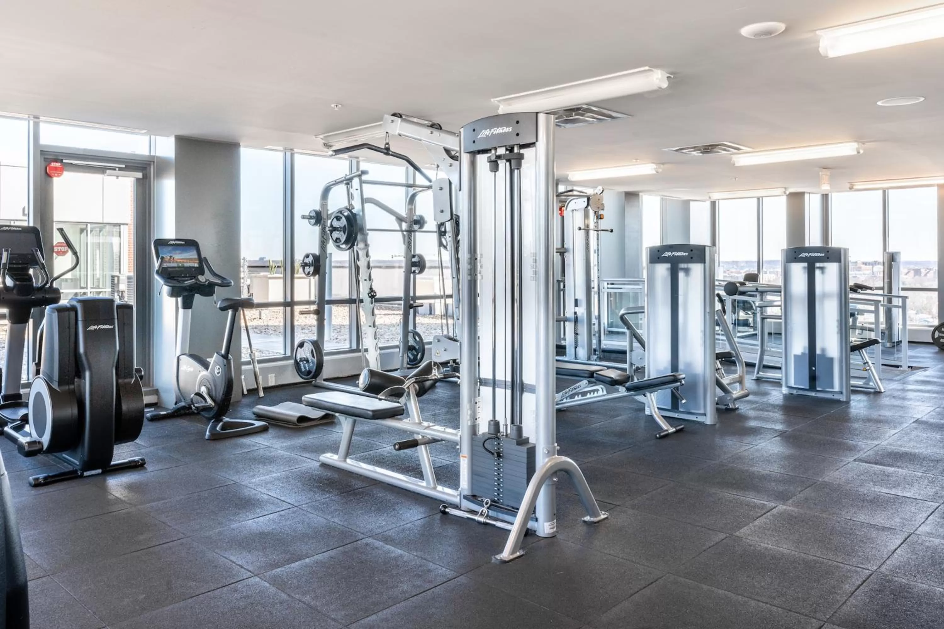 Fitness centre/facilities, Fitness Center/Facilities in Kasa Alexandria Washington