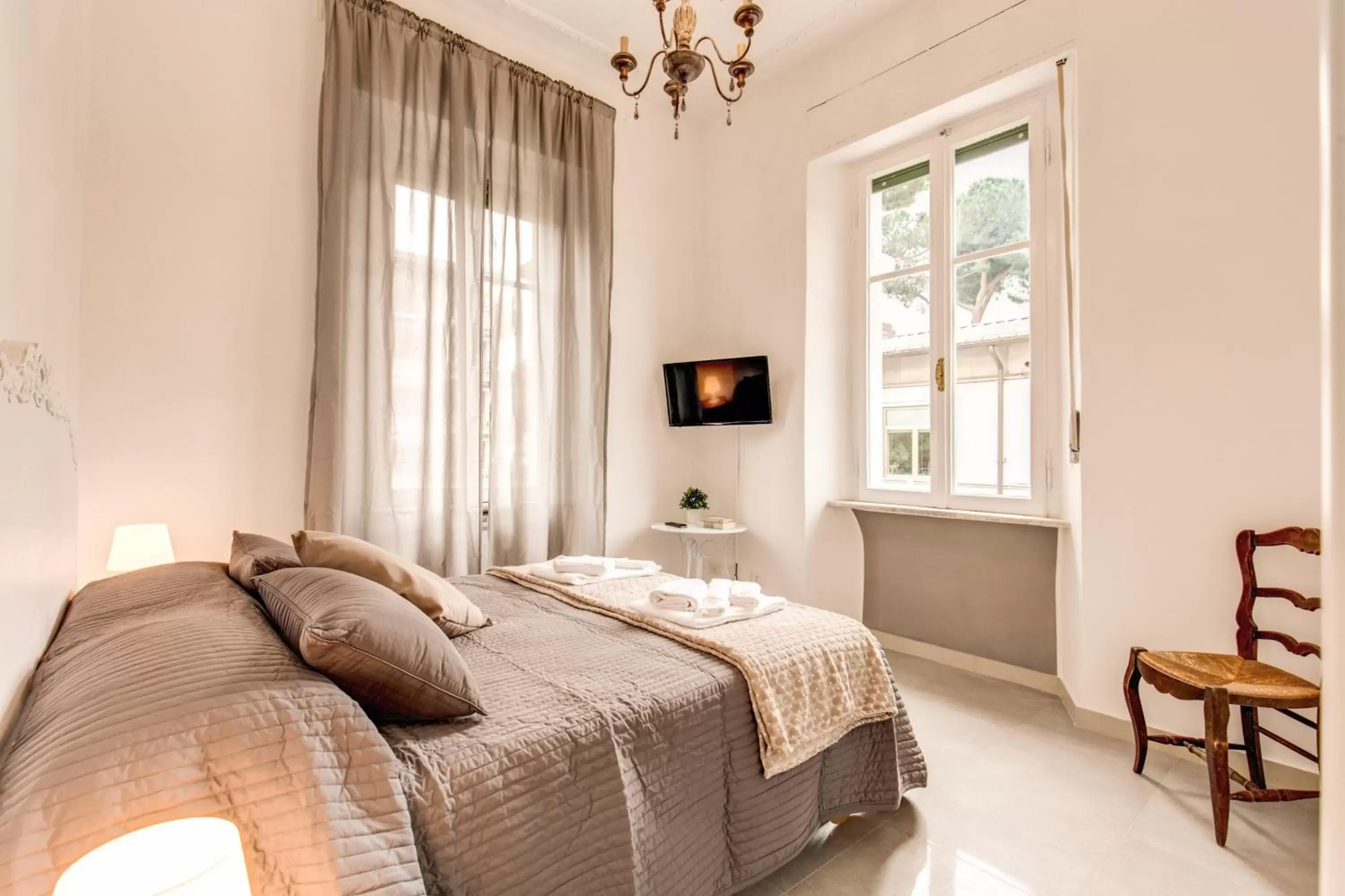 Double or Twin Room in Relais La Torretta Double or Twin Room in Relais La Torretta