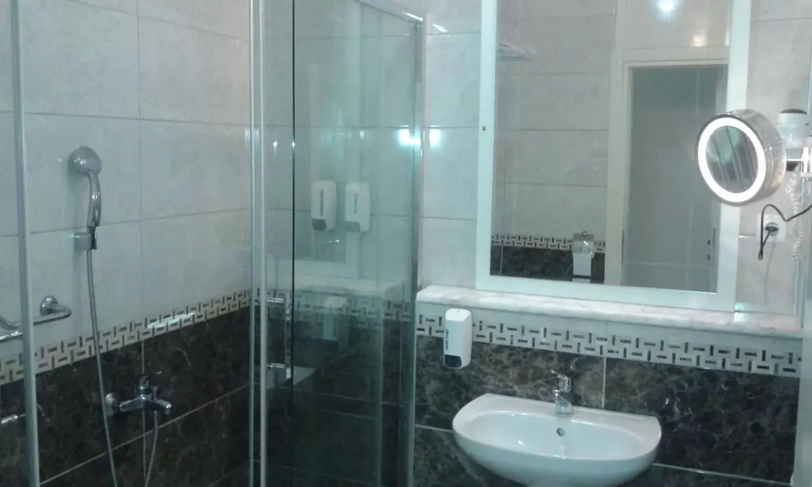 Bathroom in Troia Tusan Hotel