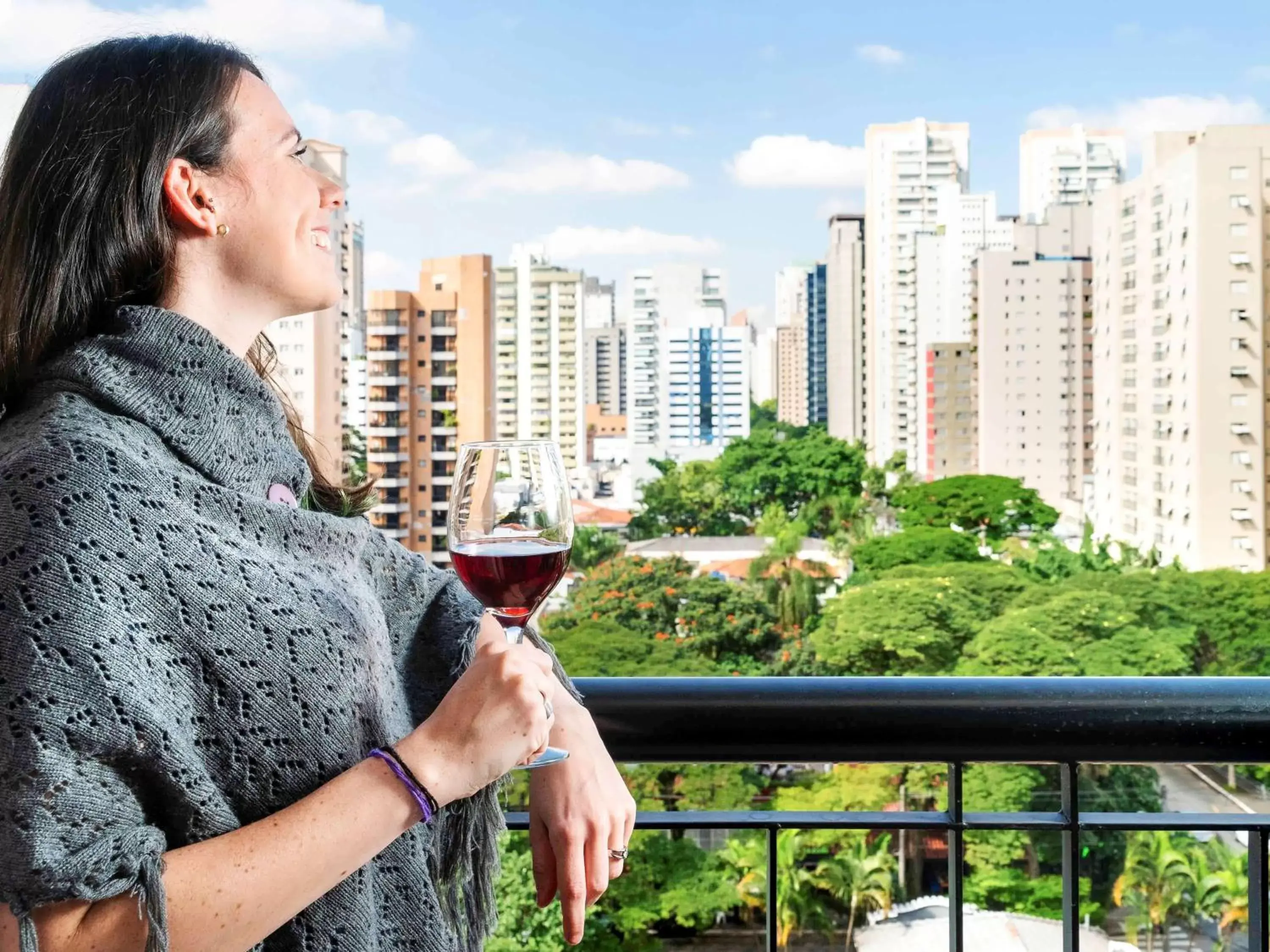 Photo of the whole room in Mercure Sao Paulo Moema