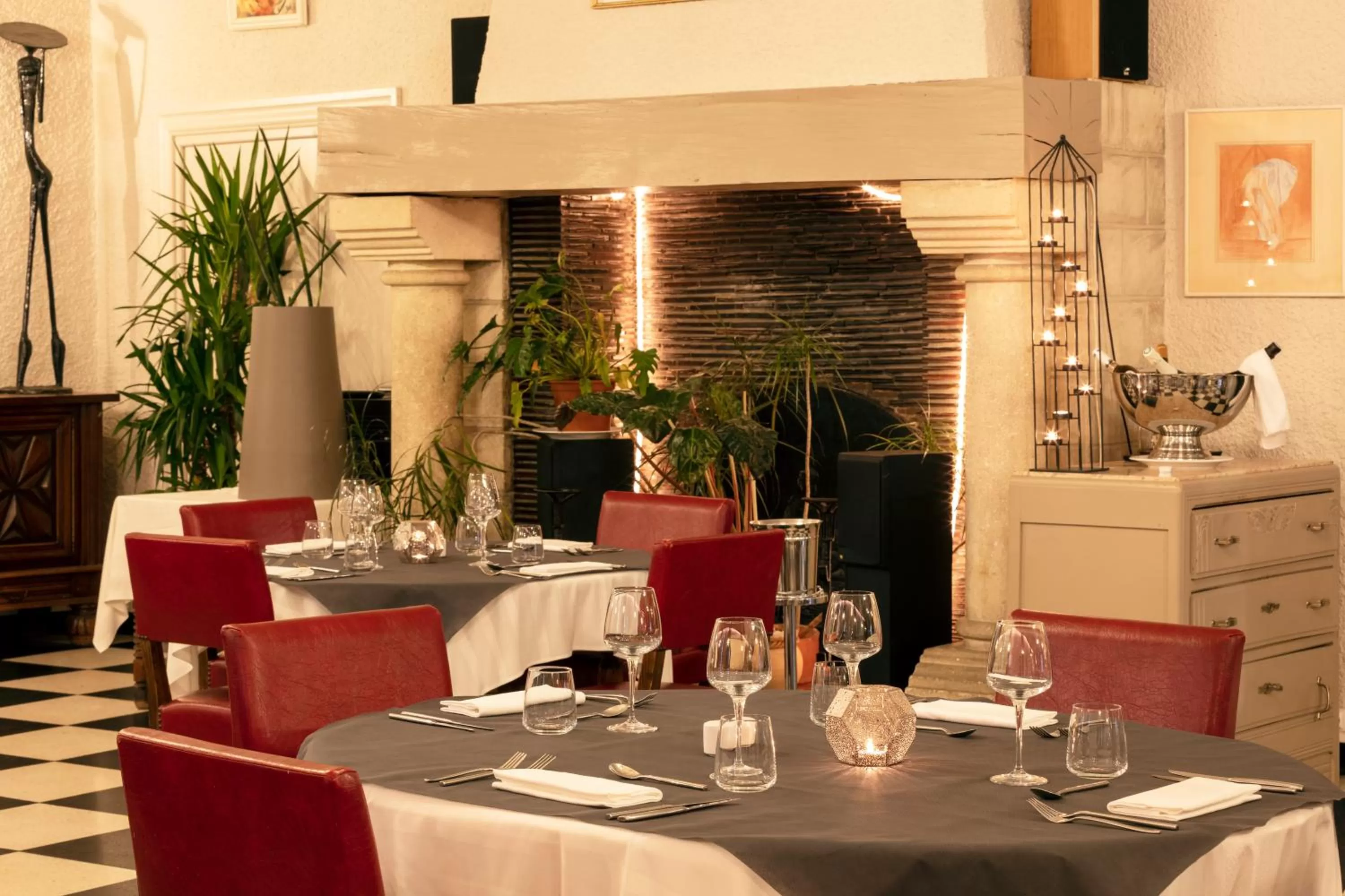 Restaurant/places to eat in Hotel La Chaumière