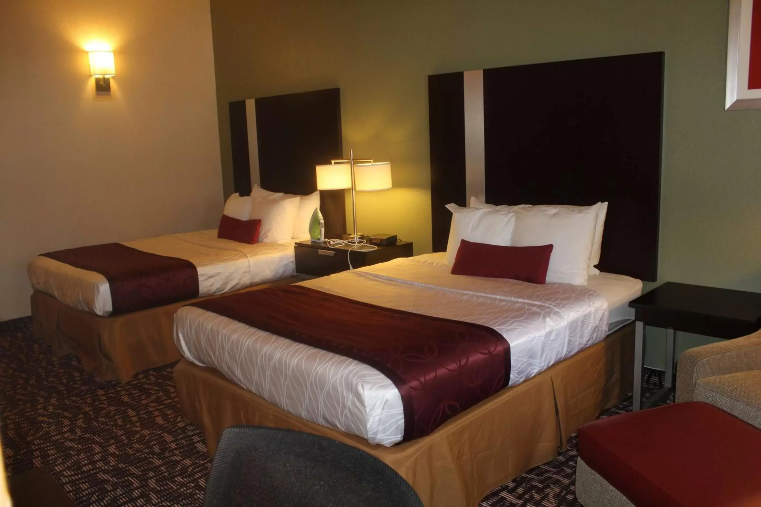 Photo of the whole room, Bed in Best Western Plus The Woodlands