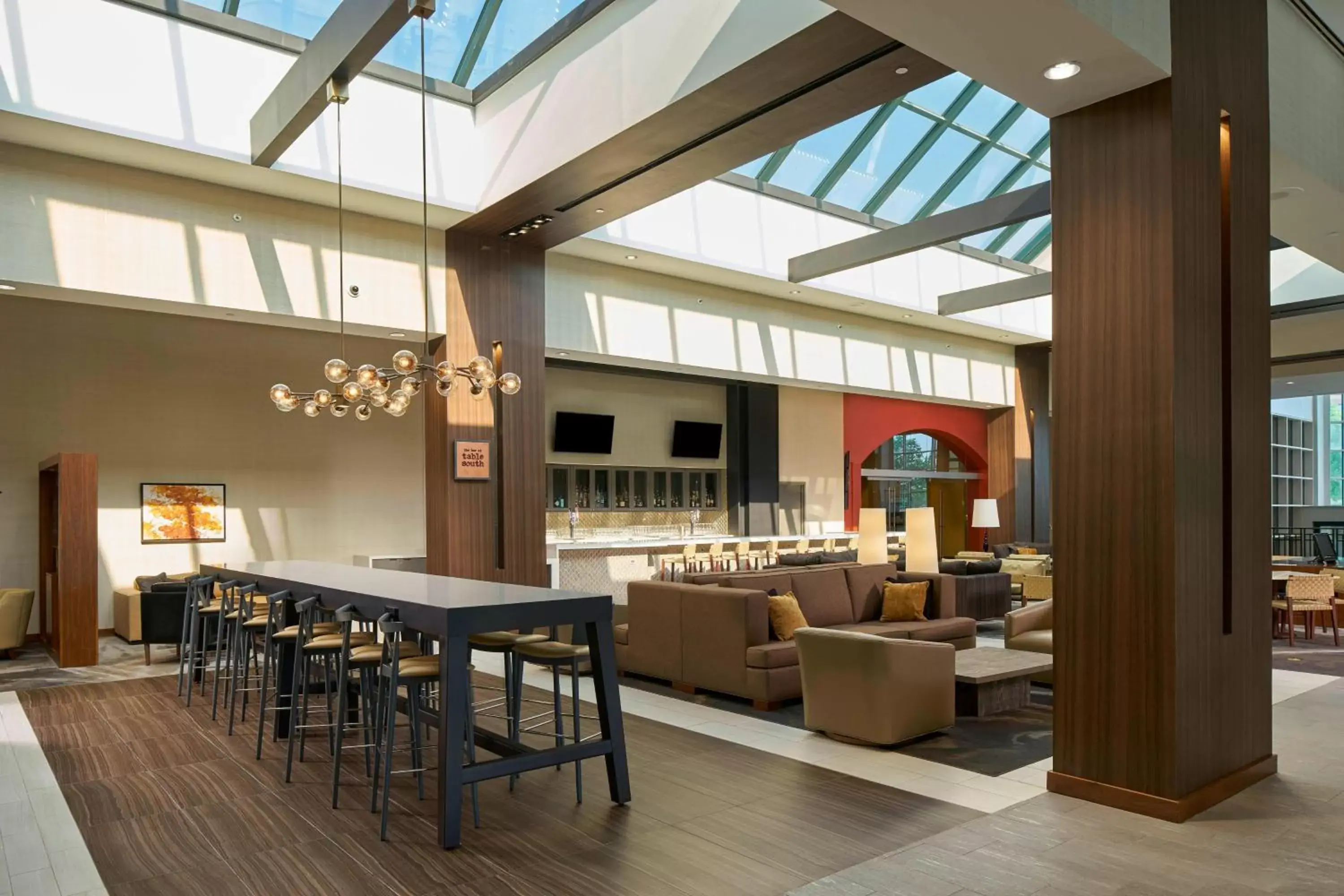 Lobby or reception, Lounge/Bar in Durham Marriott City Center