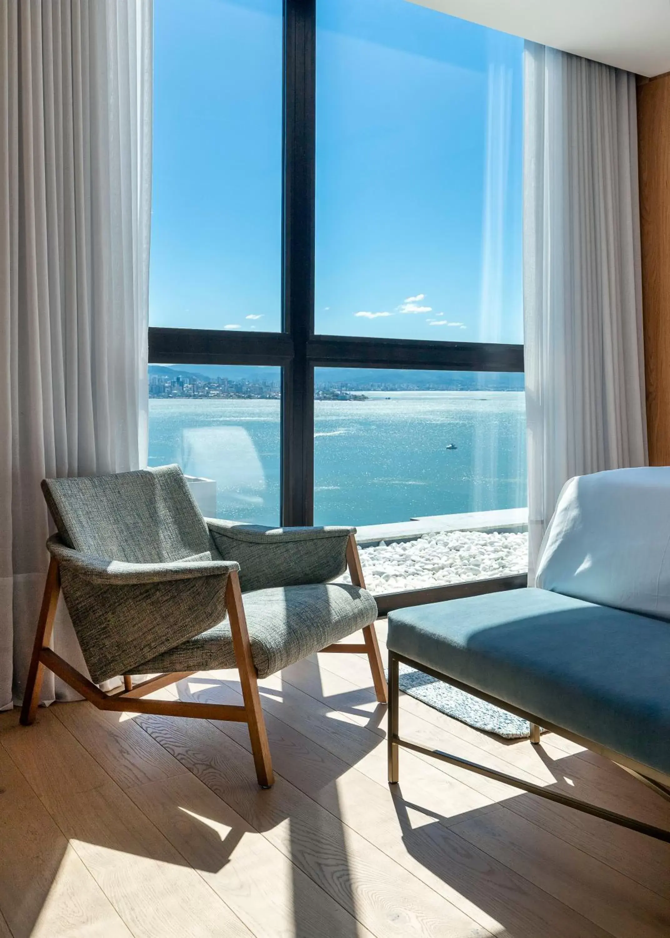 Sea view in LK Design Hotel Florianópolis Sea view in LK Design Hotel Florianópolis