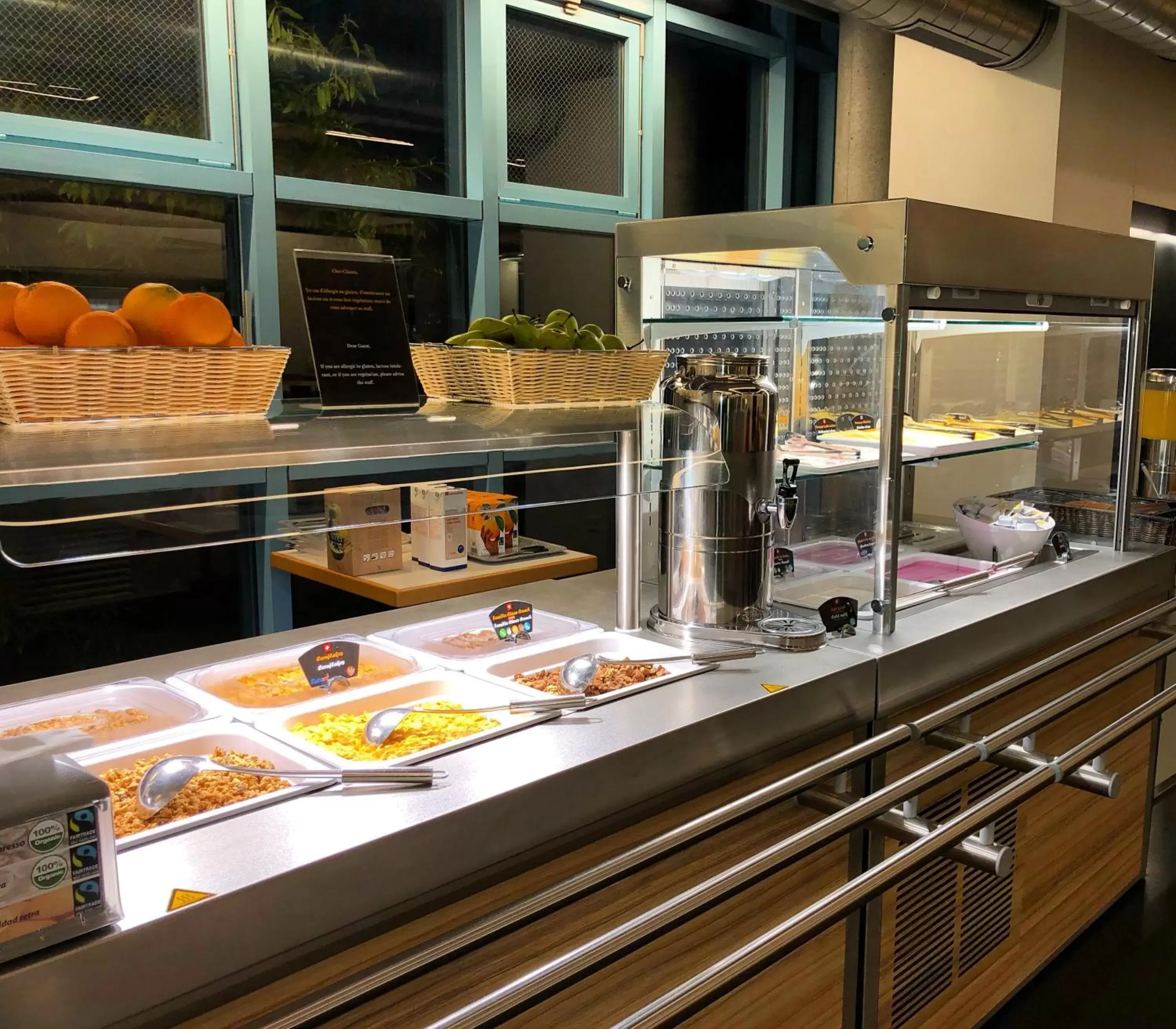 Breakfast in Geneva Hostel Breakfast in Geneva Hostel