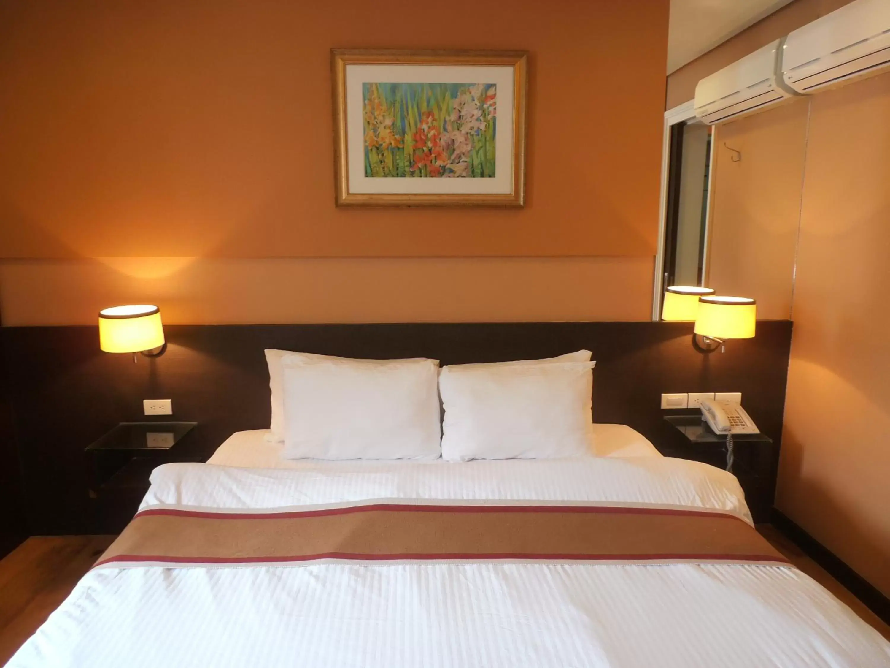 Photo of the whole room, Bed in Ciudad Fernandina Hotel