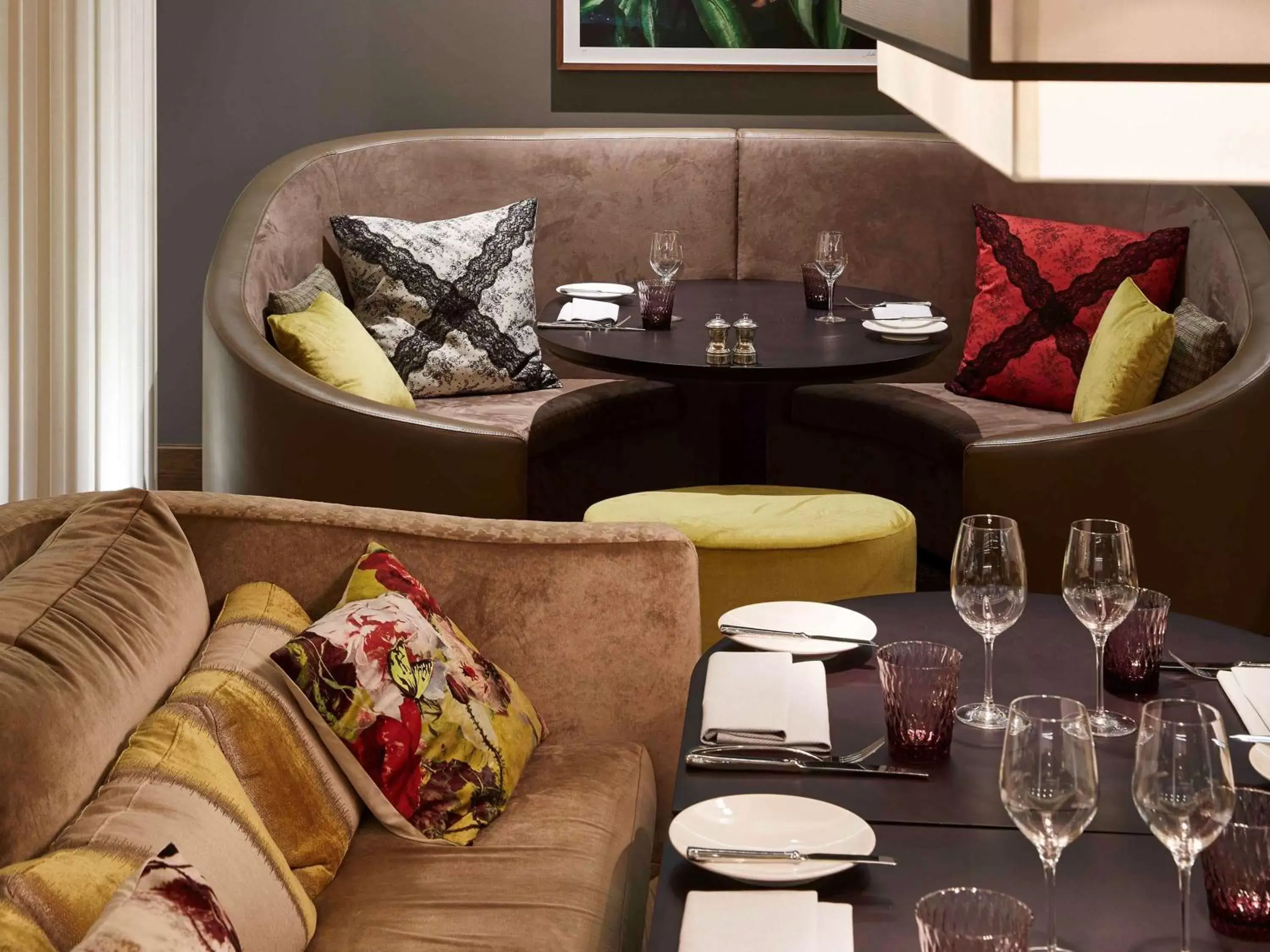 Restaurant/places to eat in Sofitel Frankfurt Opera Restaurant/places to eat in Sofitel Frankfurt Opera