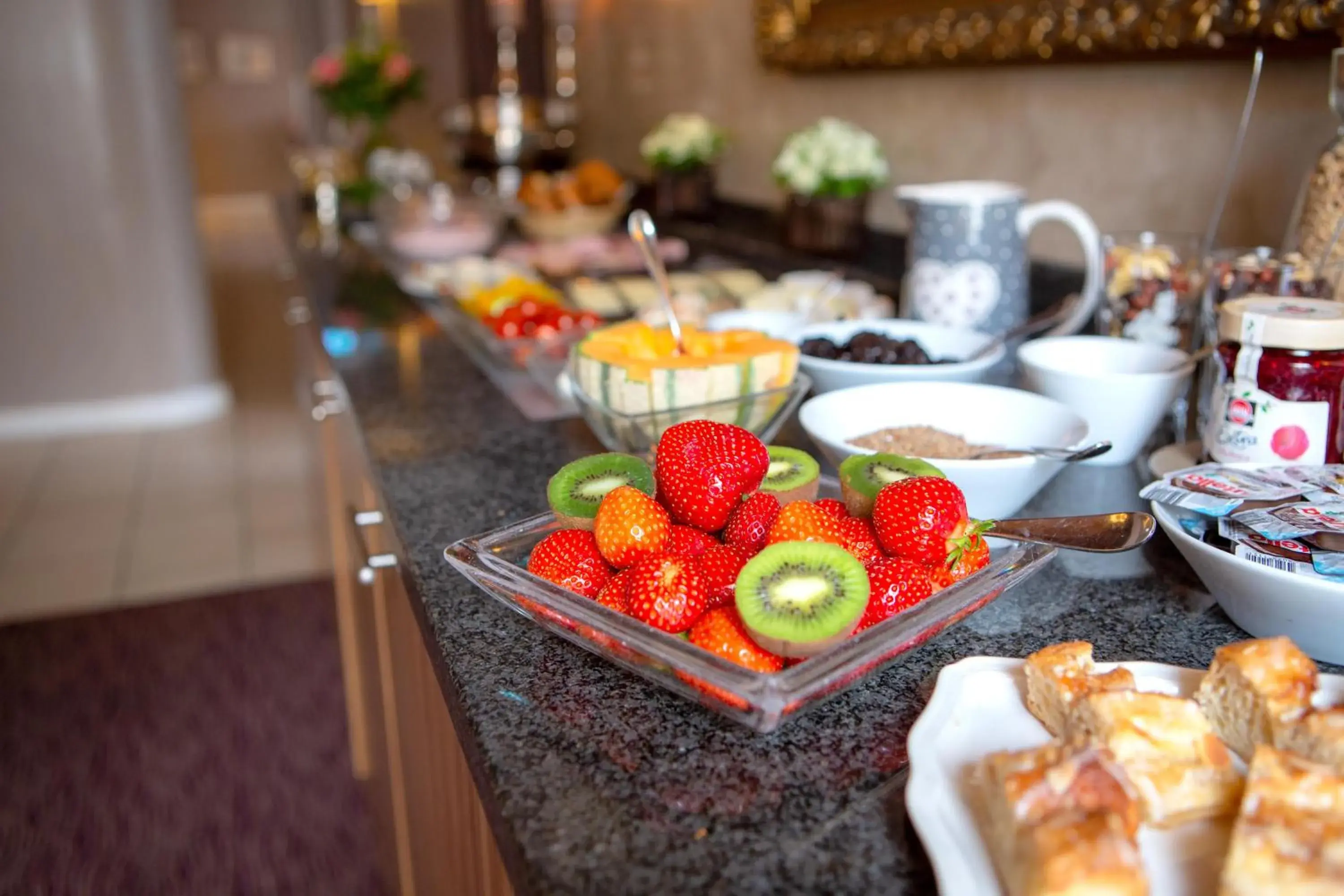 Breakfast in Comfort Hotel tom Kyle Breakfast in Comfort Hotel tom Kyle