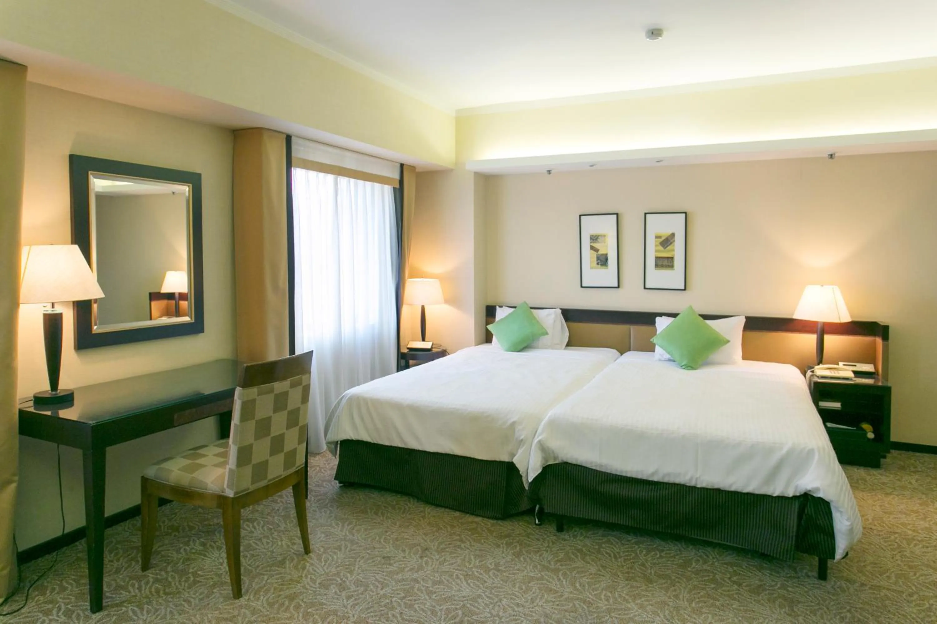 Bed in Kanazawa New Grand Hotel Prestige