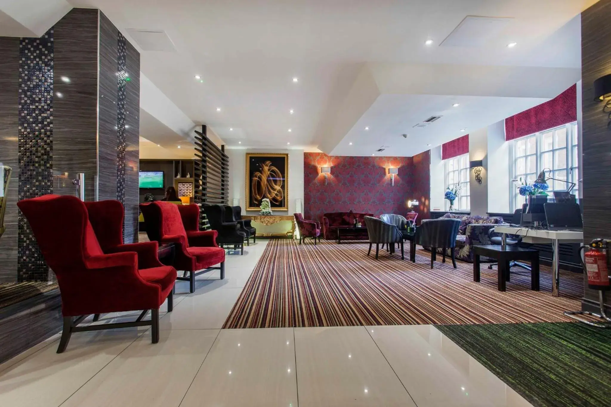 Property building, Restaurant/Places to Eat in Holiday Inn London Oxford Circus, an IHG Hotel