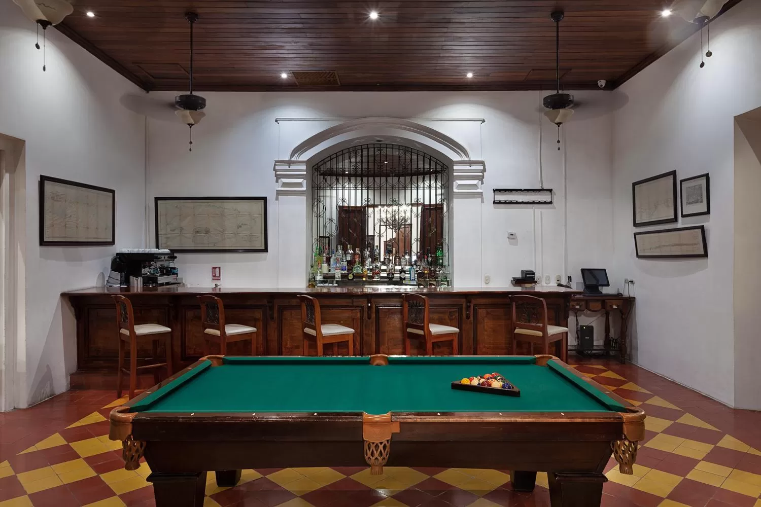 Billiard in Hotel la Perla Leon
