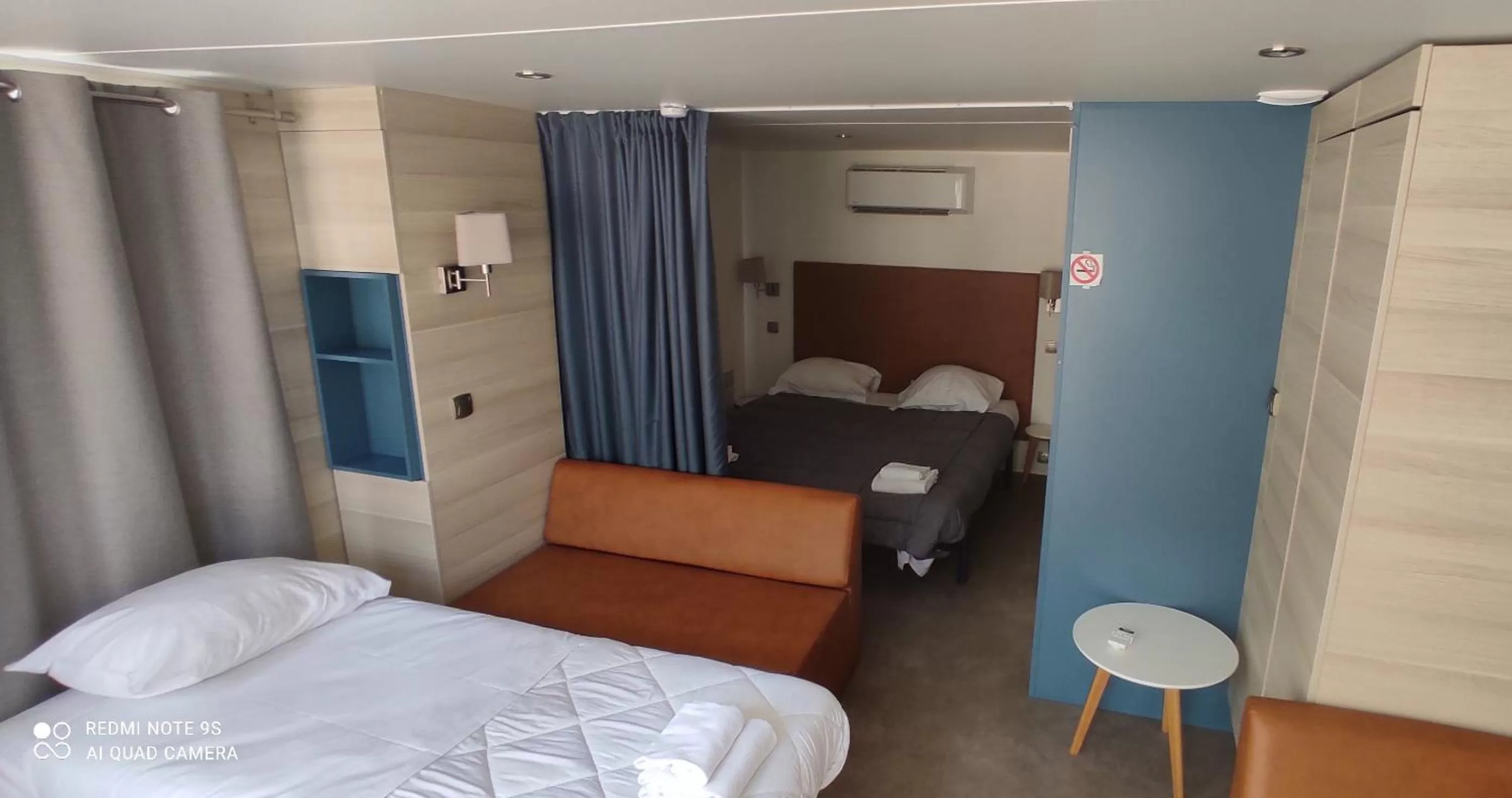 Photo of the whole room in Domaine des voiles de Pierrefeu