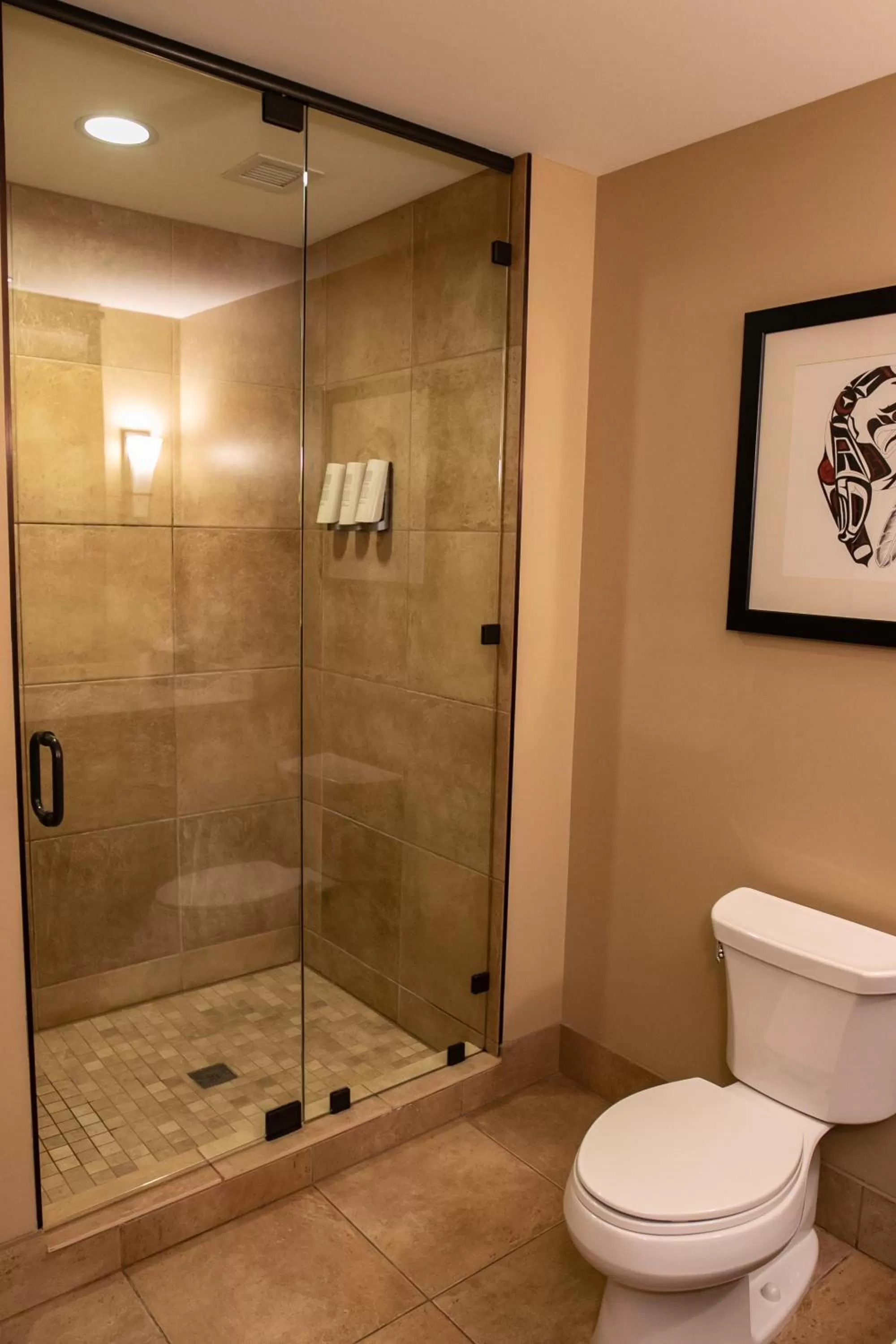 Shower in Swinomish Casino & Lodge