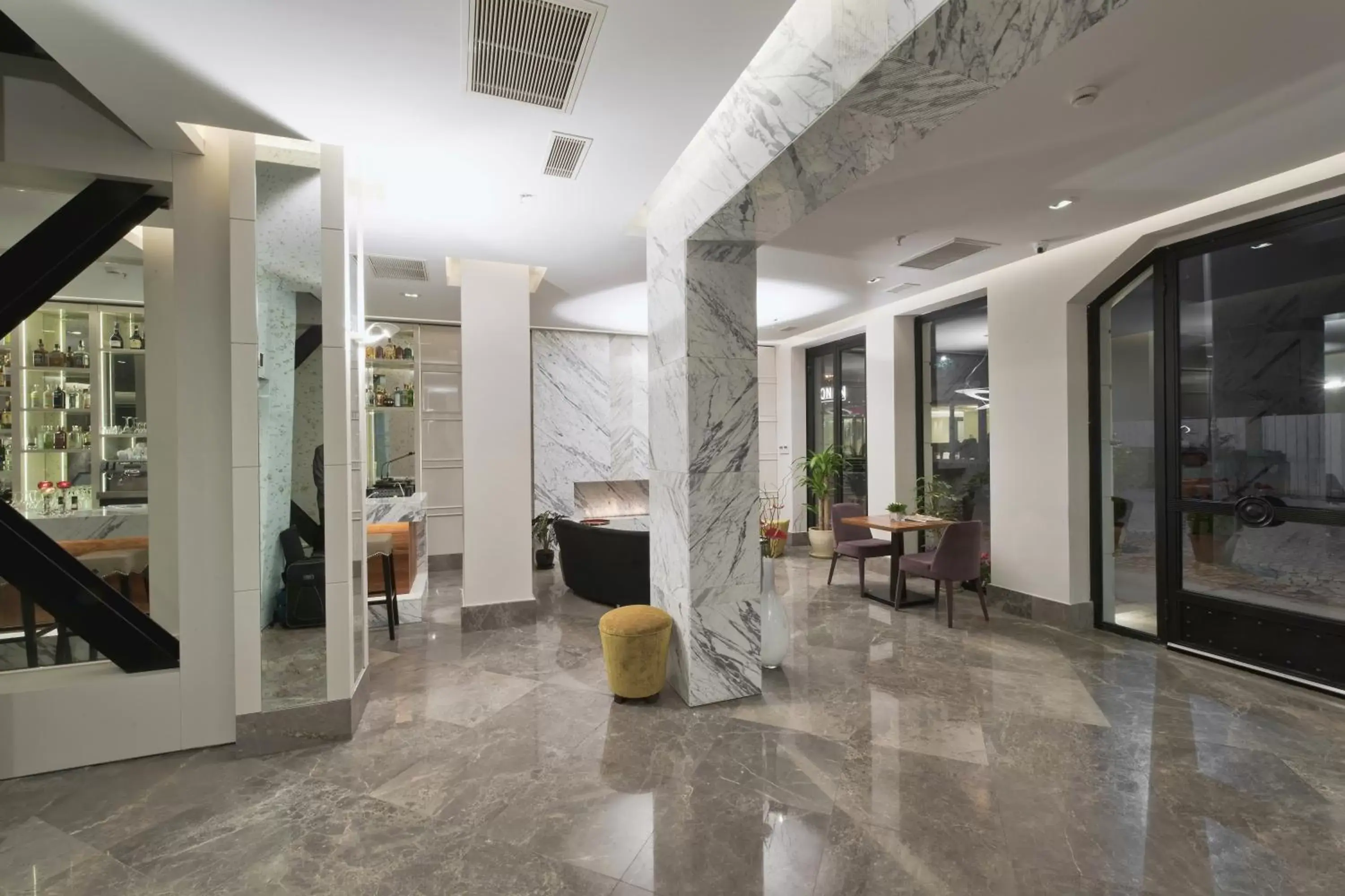 Area and facilities, Lobby/Reception in Senator Hotel Taksim