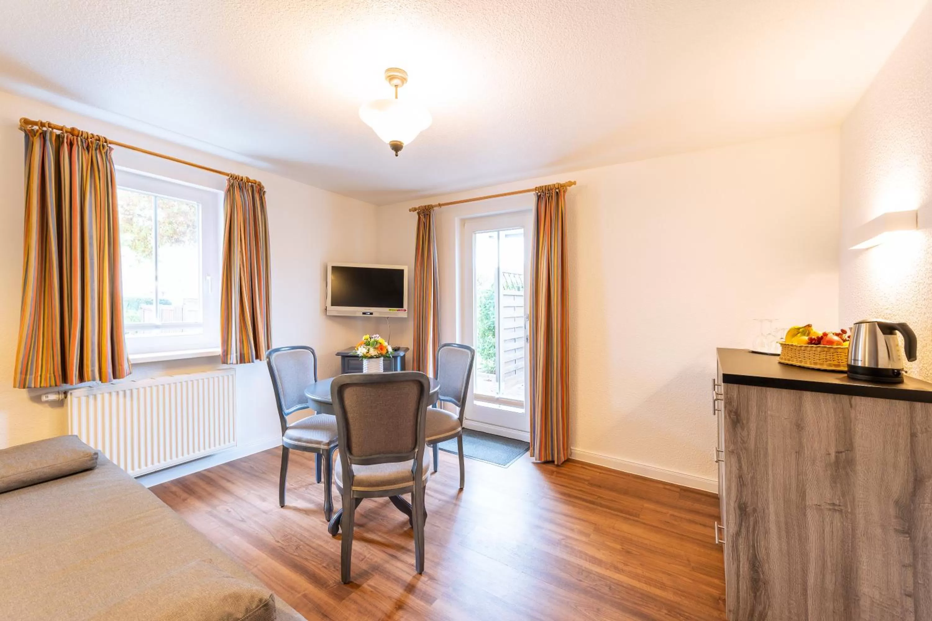 Photo of the whole room in Hotel Garni Getreuer Eckart