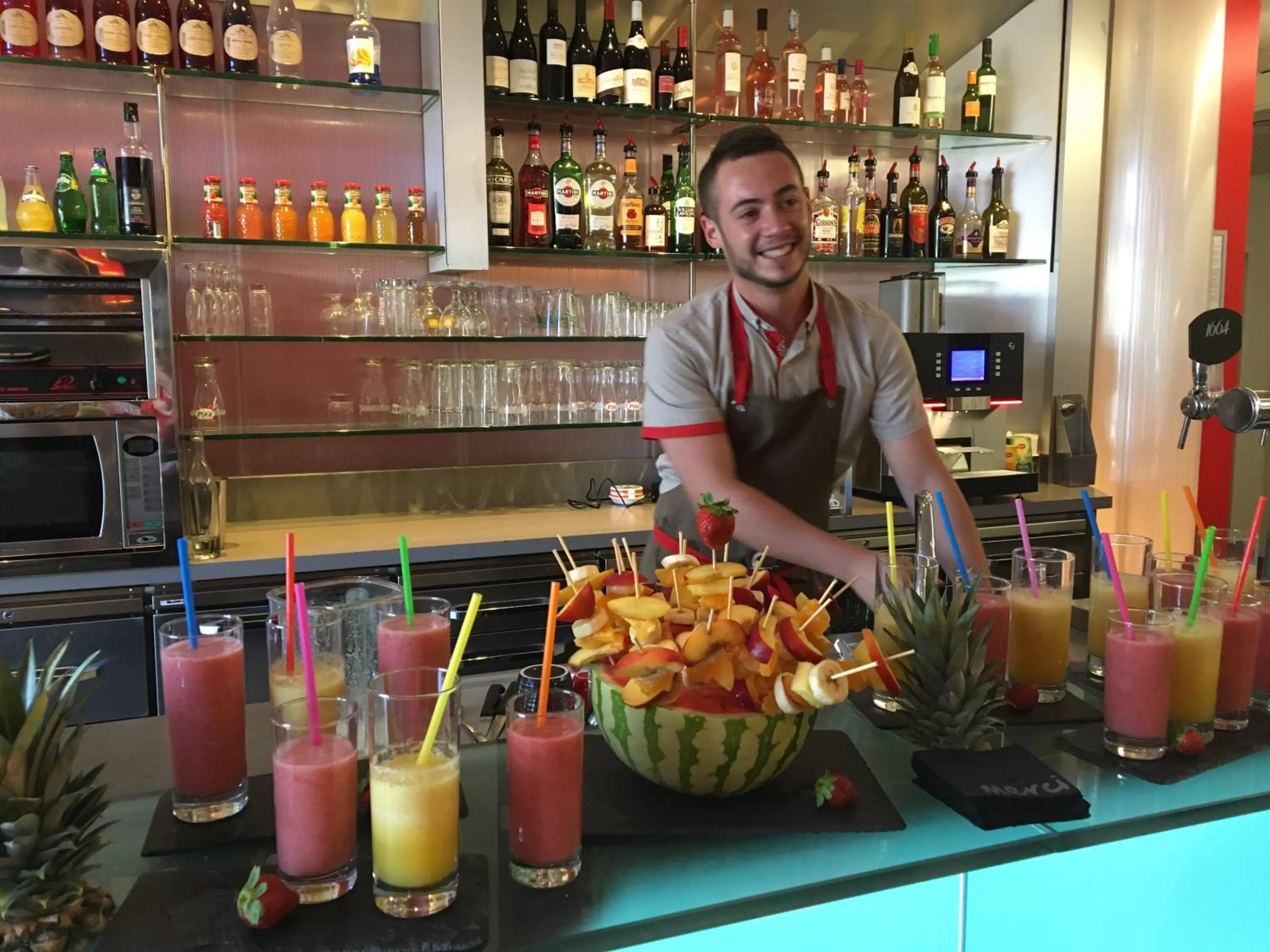 Staff in ibis Marseille Centre Gare Saint Charles