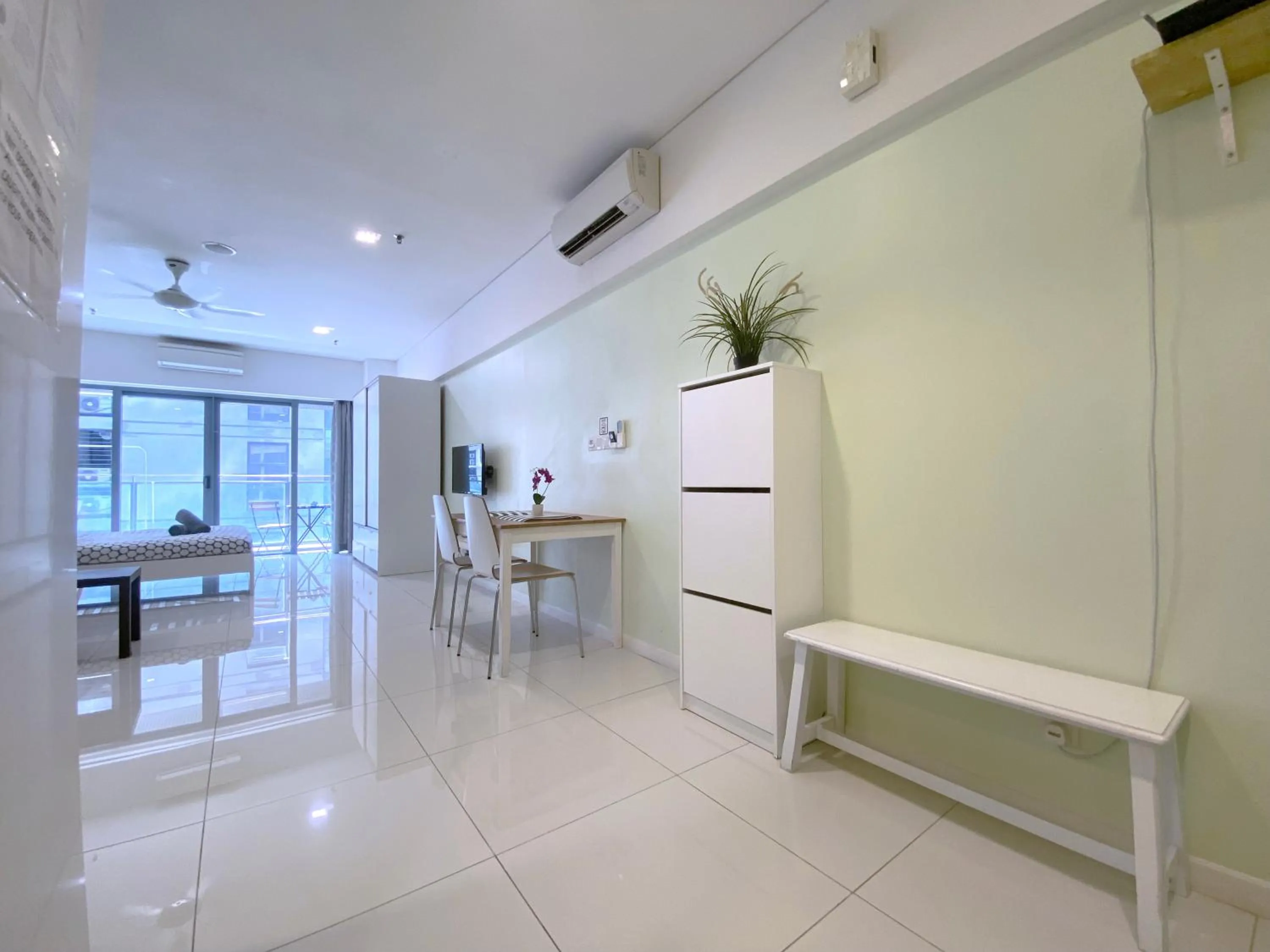 Mercu Summer Suite KLCC @ Penguin Homes