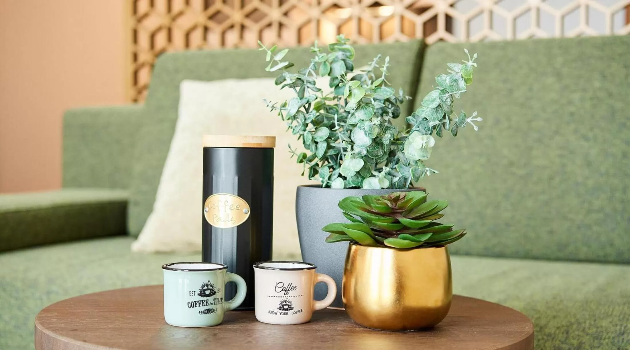 Coffee/tea facilities in Lumen Apartments