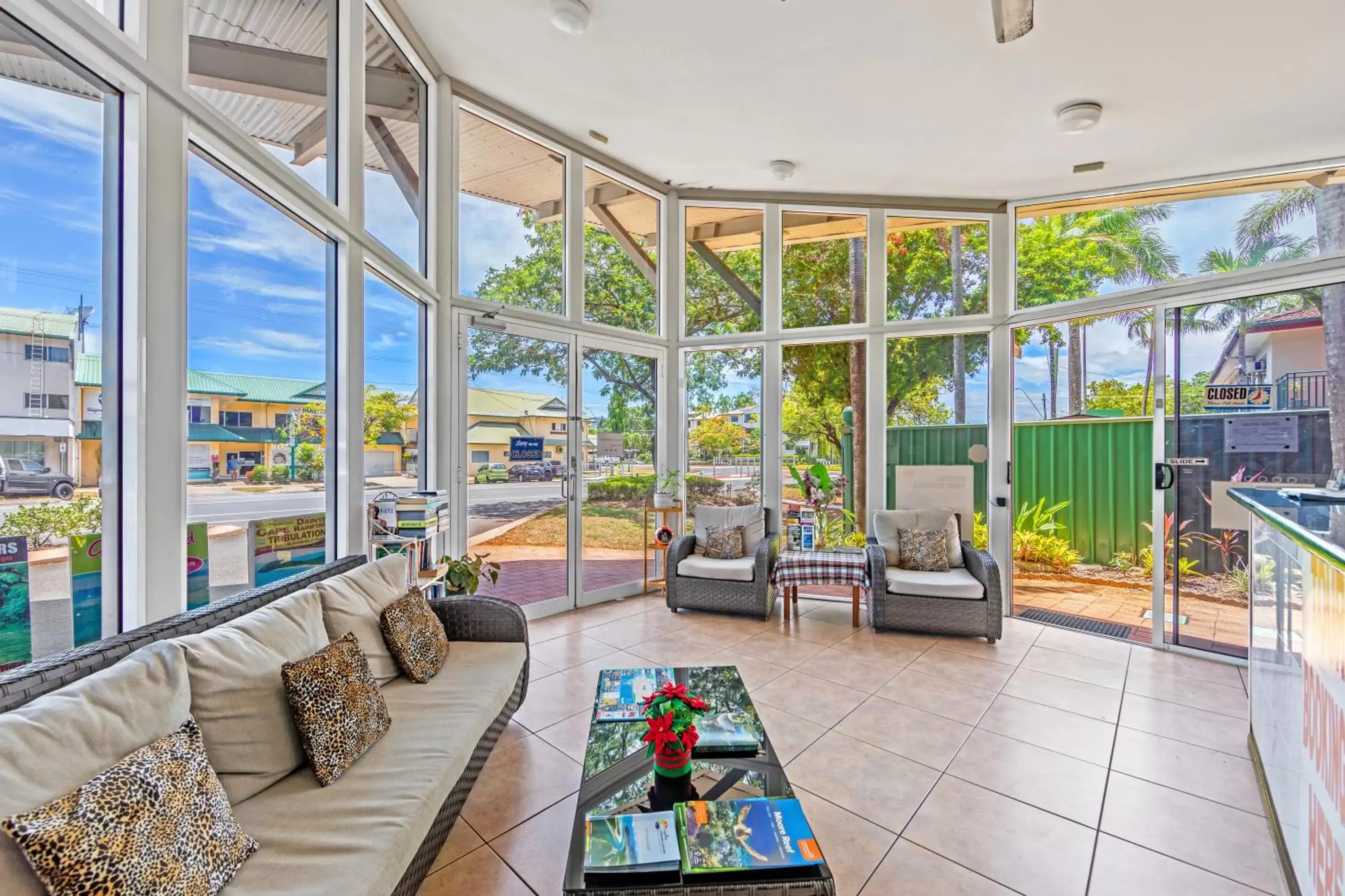 Lobby or reception in Koala Court Holiday Apartments