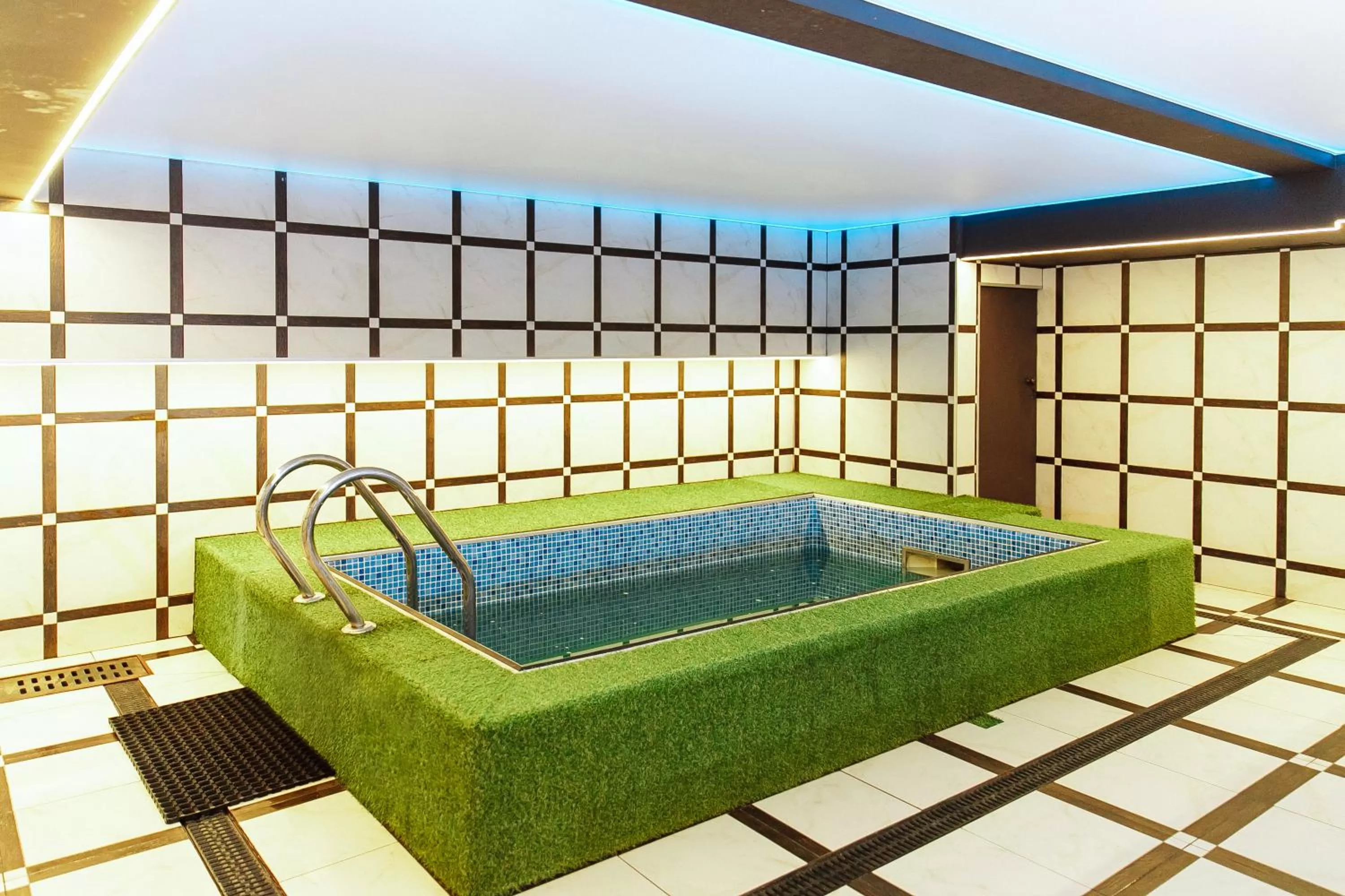 Sauna in Viktoriya Family Hotel Restaurant complex