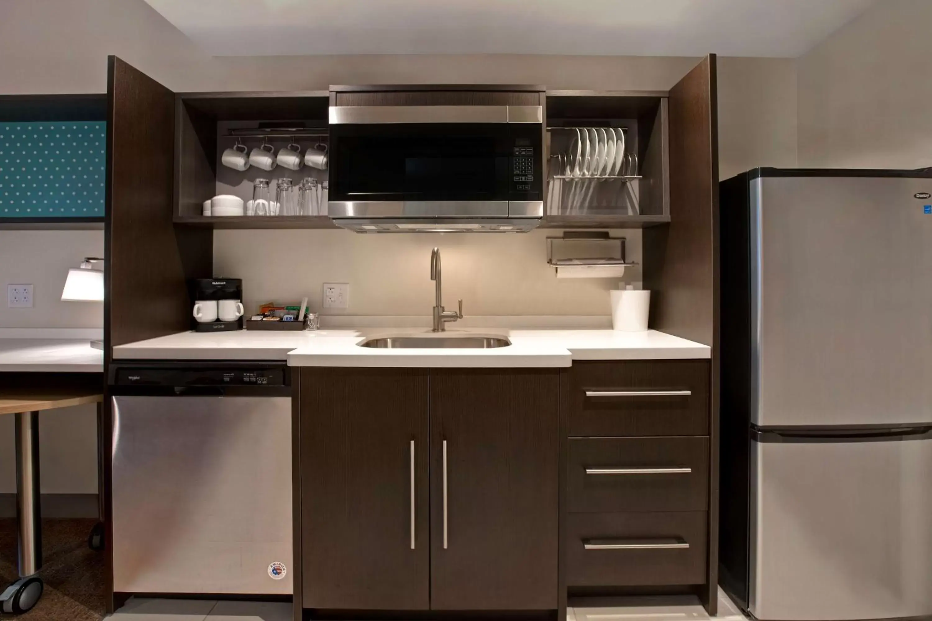 Kitchen or kitchenette, Kitchen/Kitchenette in Home2 Suites By Hilton Lexington Hamburg