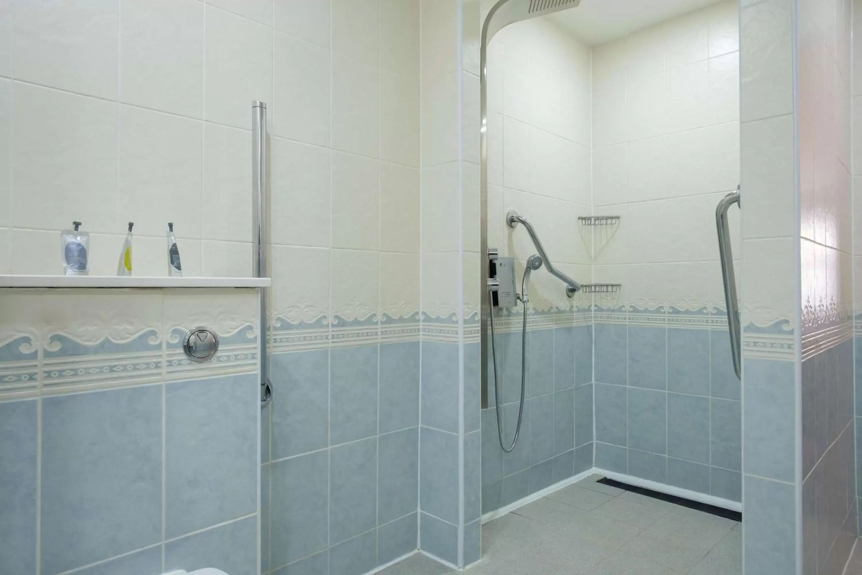 Bedroom, Bathroom in Moor Hall Hotel & Spa, BW Premier Collection