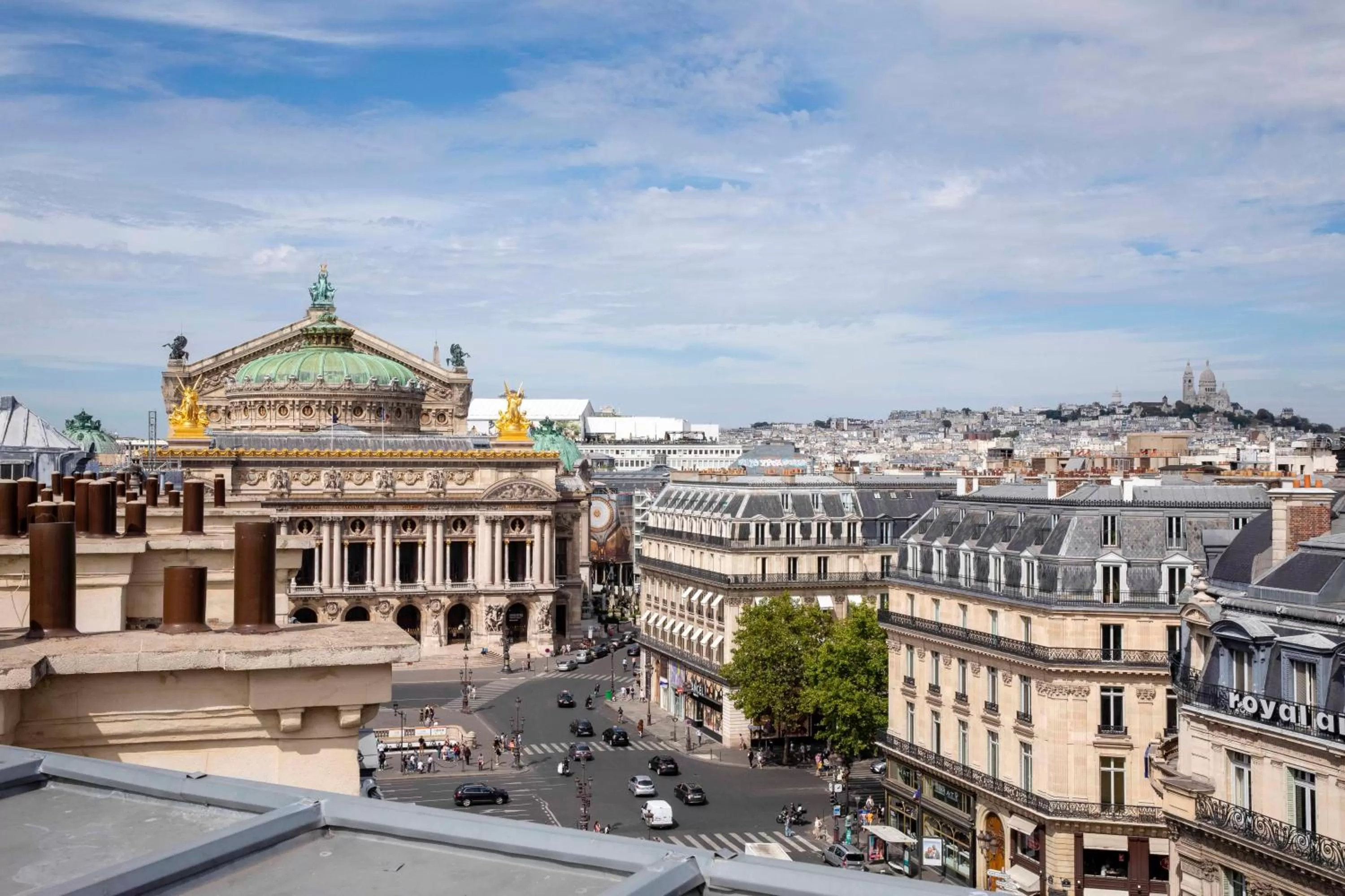 Bird's eye view in Daunou Opéra