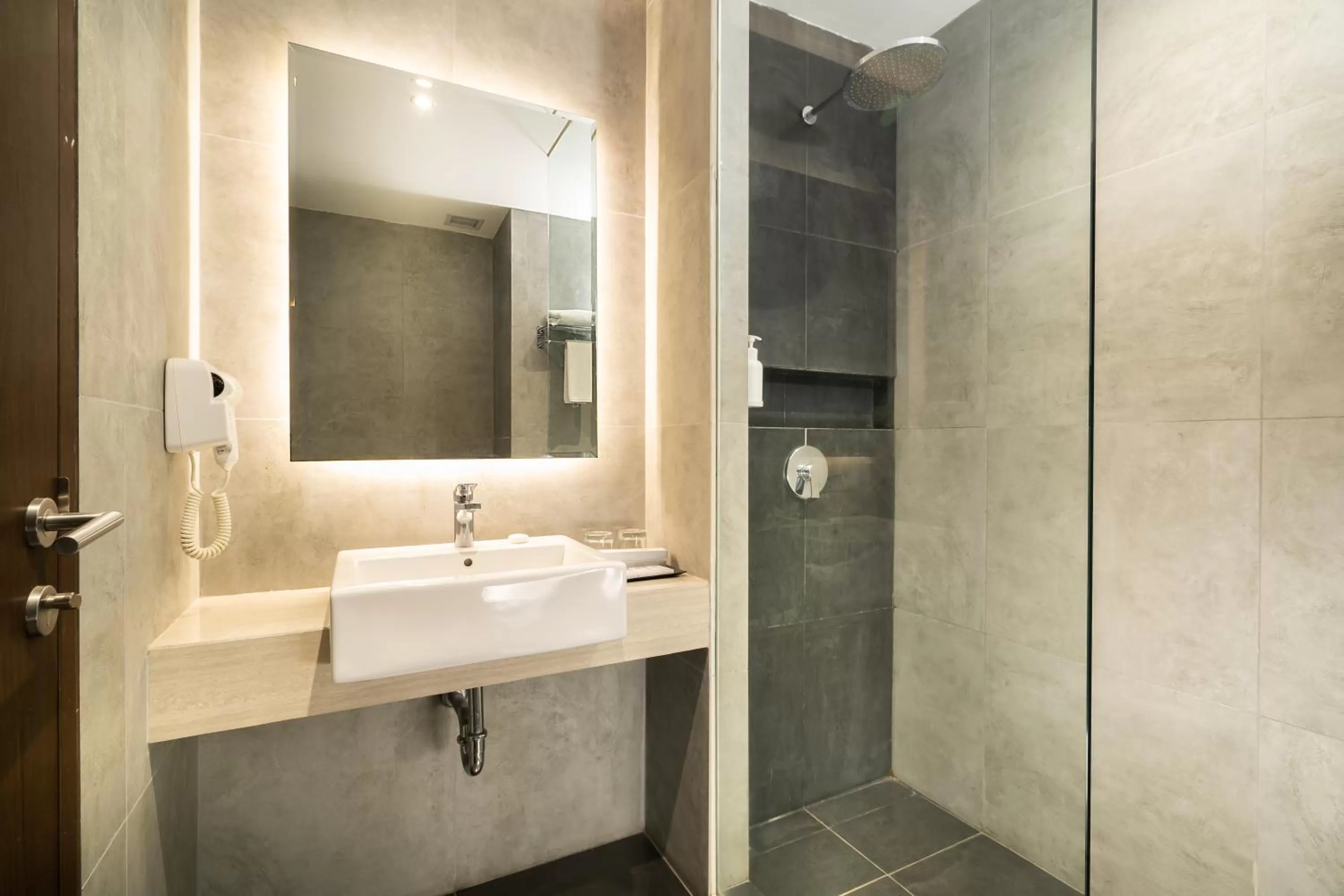 Bathroom in Swiss-Belinn Bogor