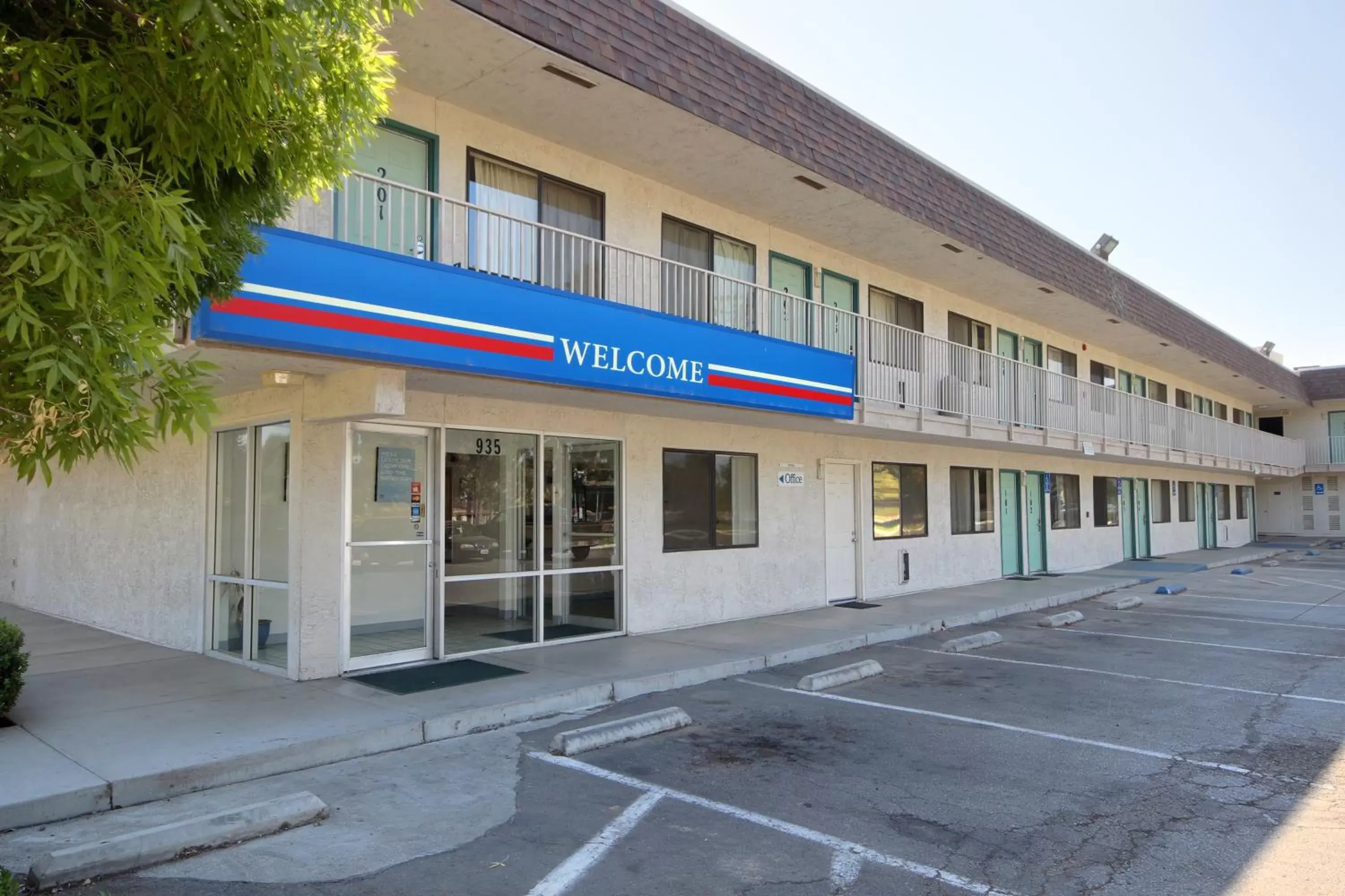 Facade/entrance, Property Building in Motel 6-Porterville, CA