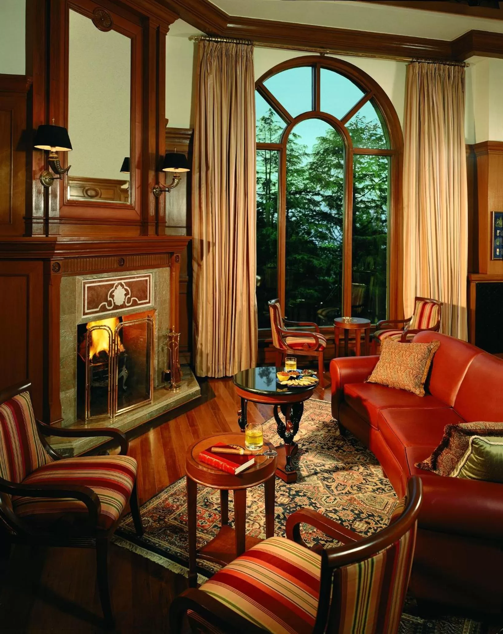 Living room in Wildflower Hall, An Oberoi Resort, Shimla