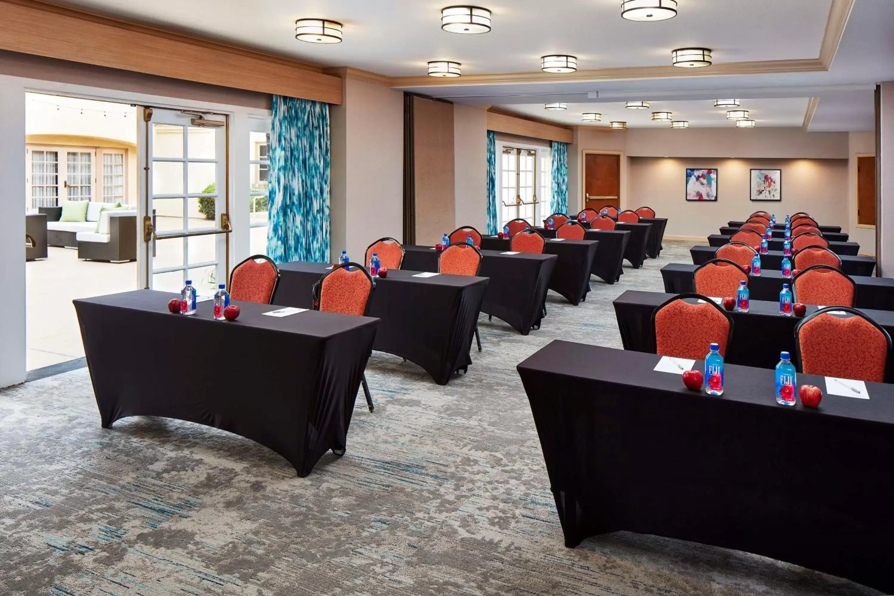 Meeting/conference room in Hilton Garden Inn Valencia Six Flags