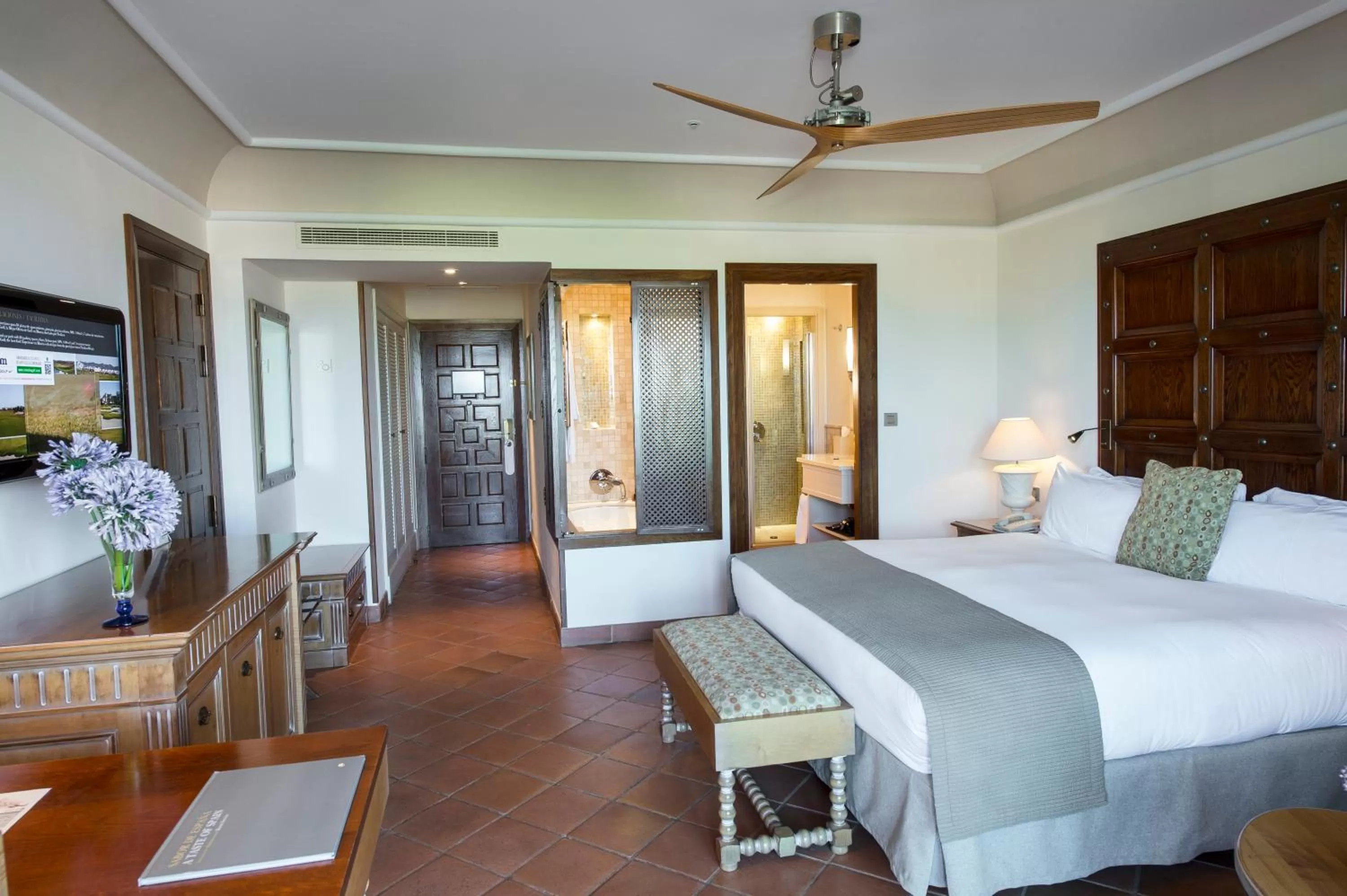 Photo of the whole room, Bed in Ona Mar Menor Golf & Spa