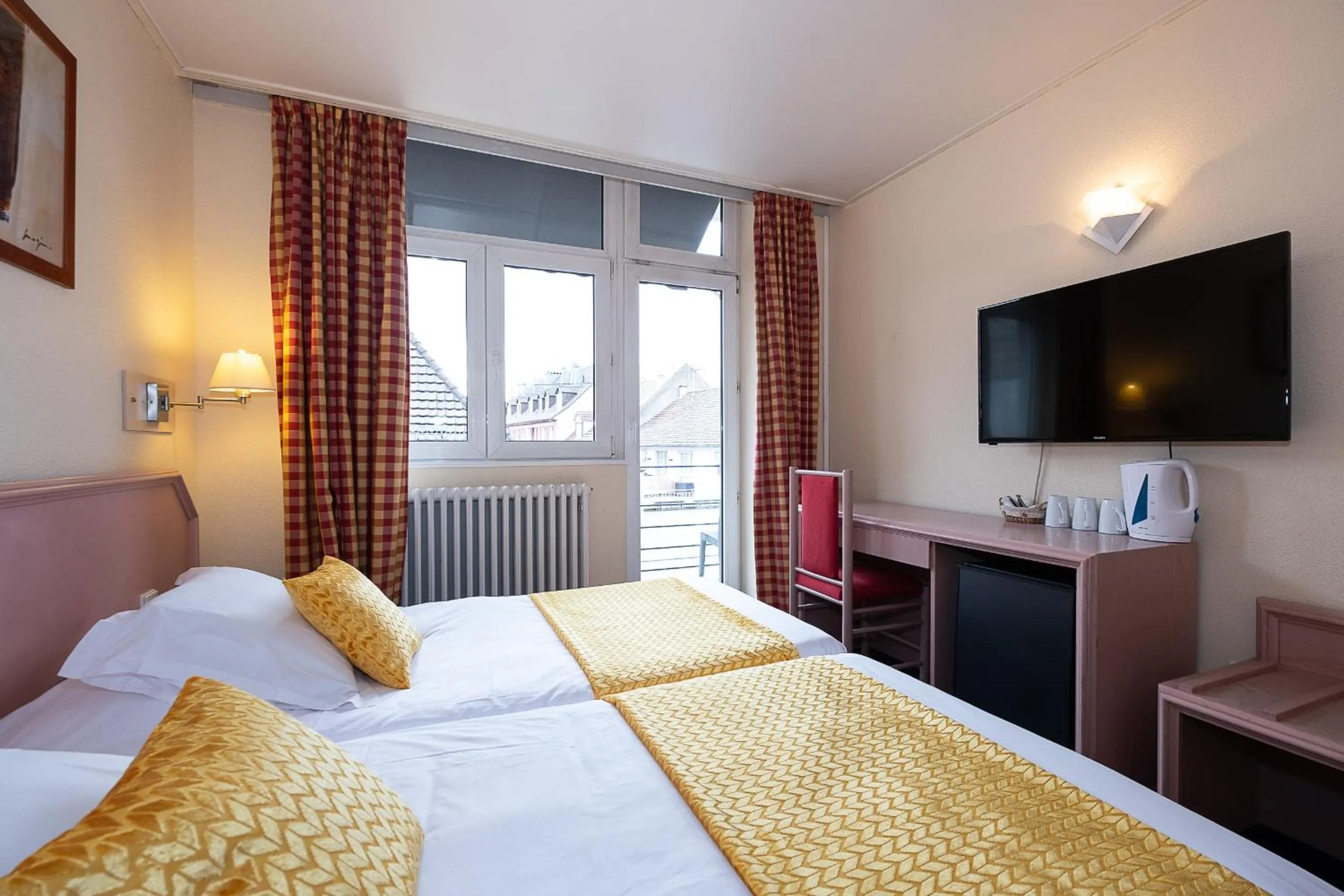 Bed in The Originals City Hotel de l Ange Guebwiller