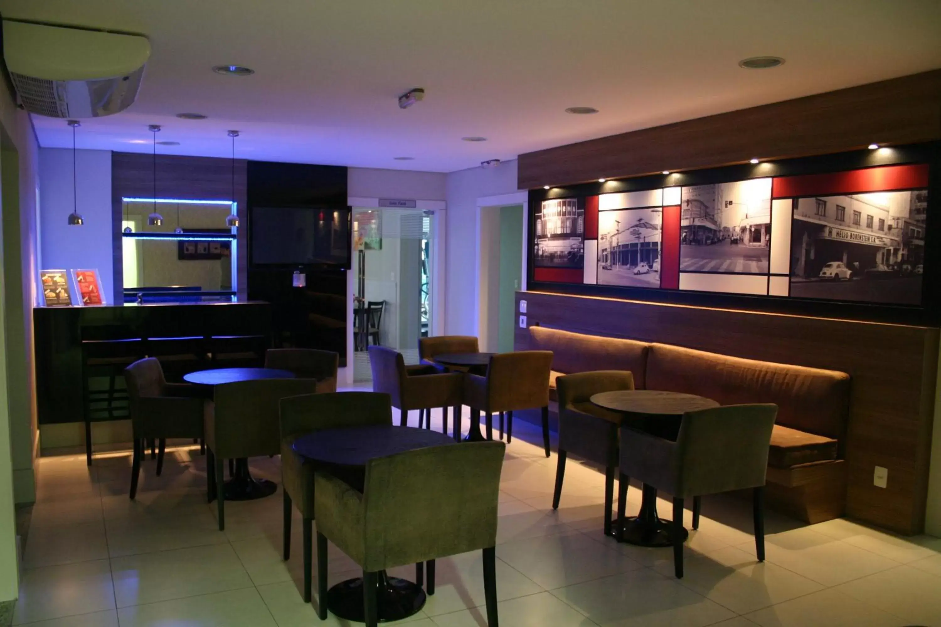 Lounge or bar, Restaurant/Places to Eat in Hotel Marbor