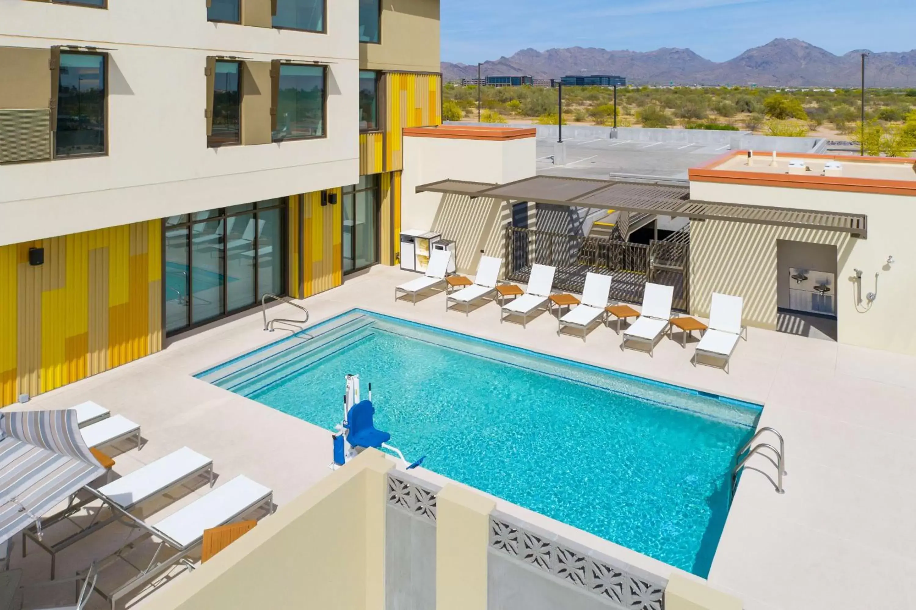 Activities, Pool View in Hyatt House North Scottsdale