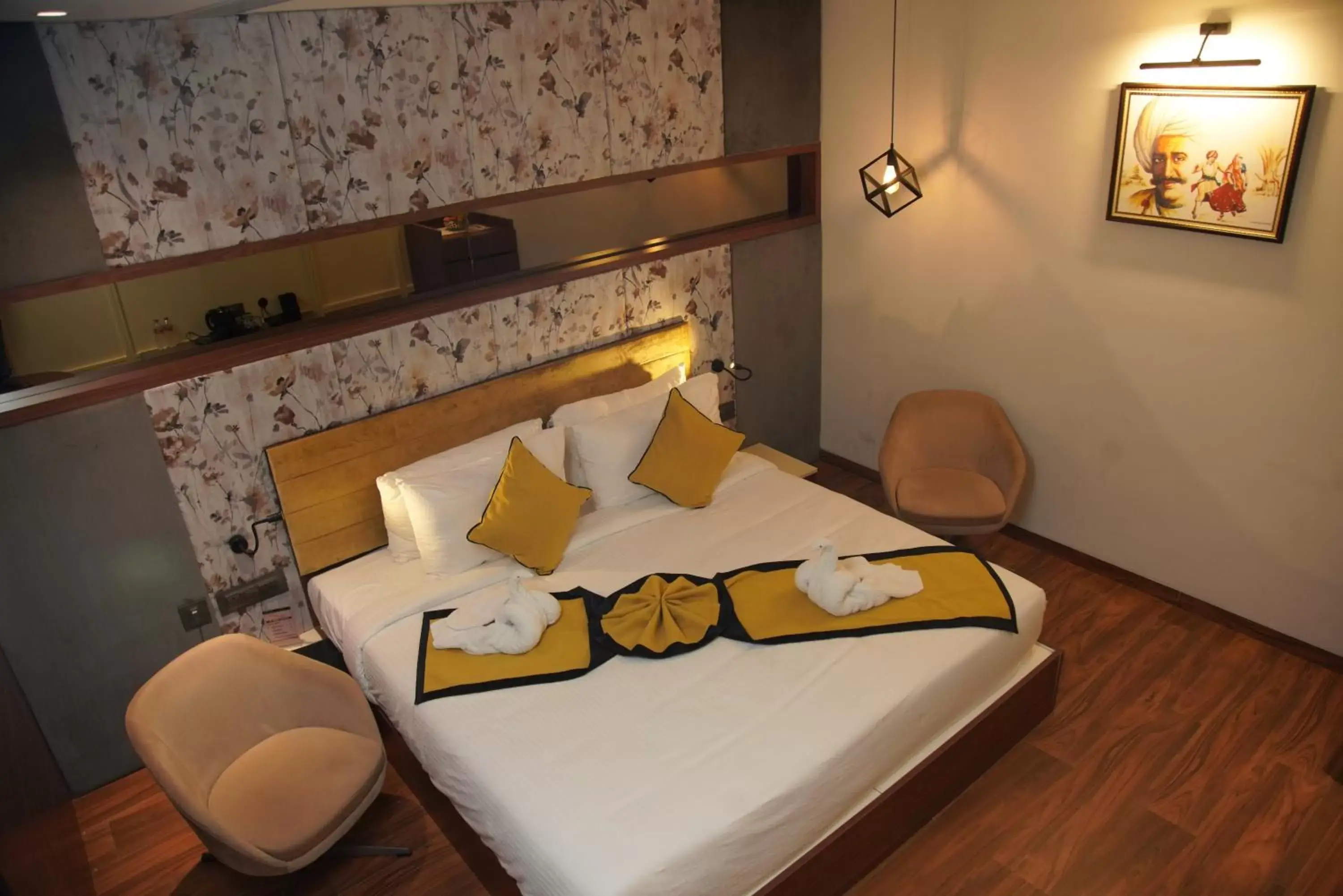 Bedroom, Bed in Hotel Namo Residency Bedroom, Bed in Hotel Namo Residency