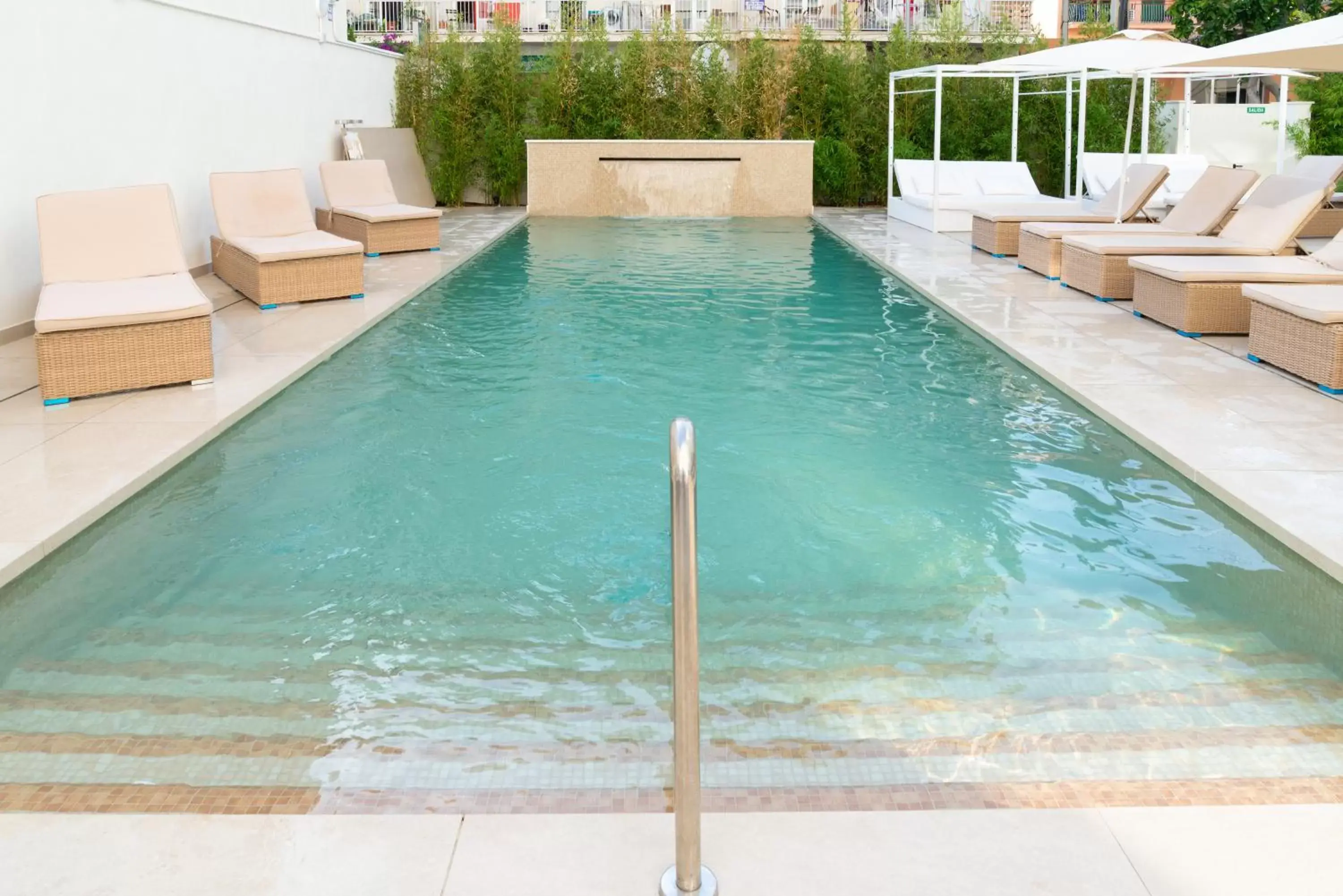 Swimming Pool in Hotel Las Arenas