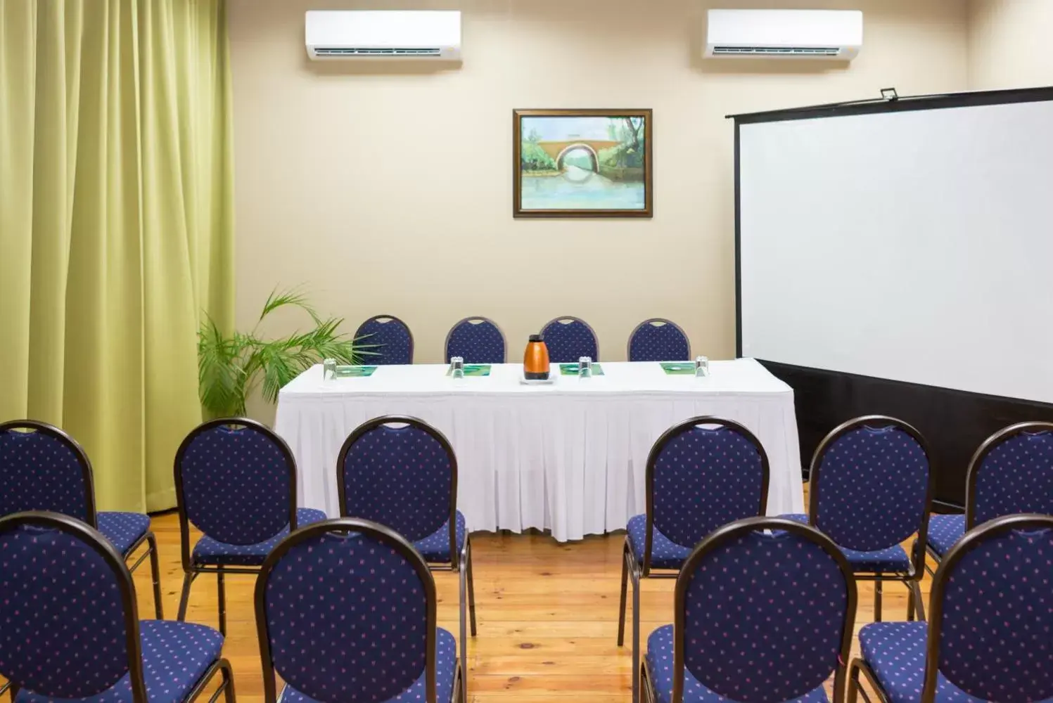 Business facilities, Business Area/Conference Room in The Liguanea Club