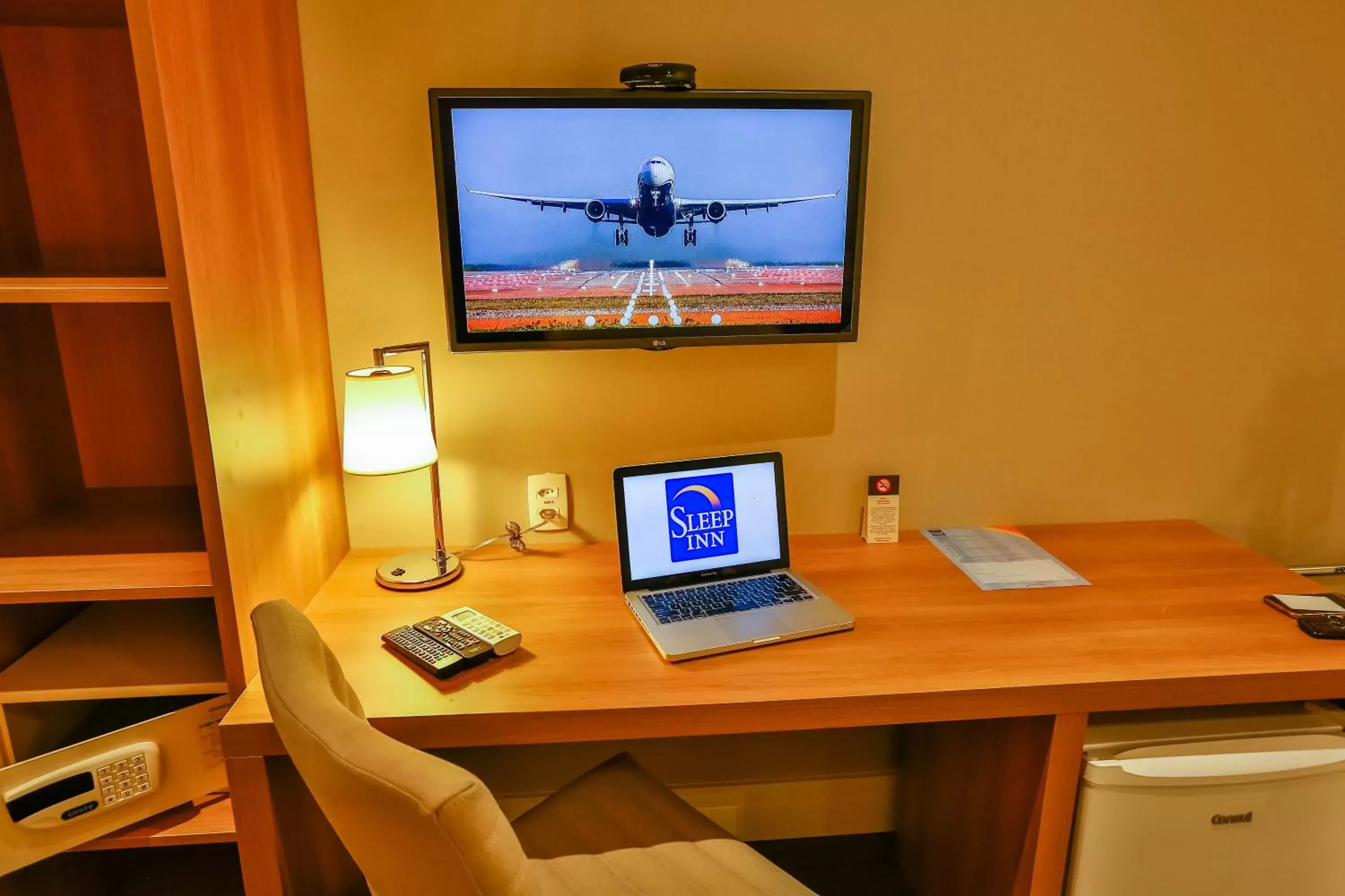 Photo of the whole room in Sleep Inn Aeroporto de Guarulhos - São Paulo