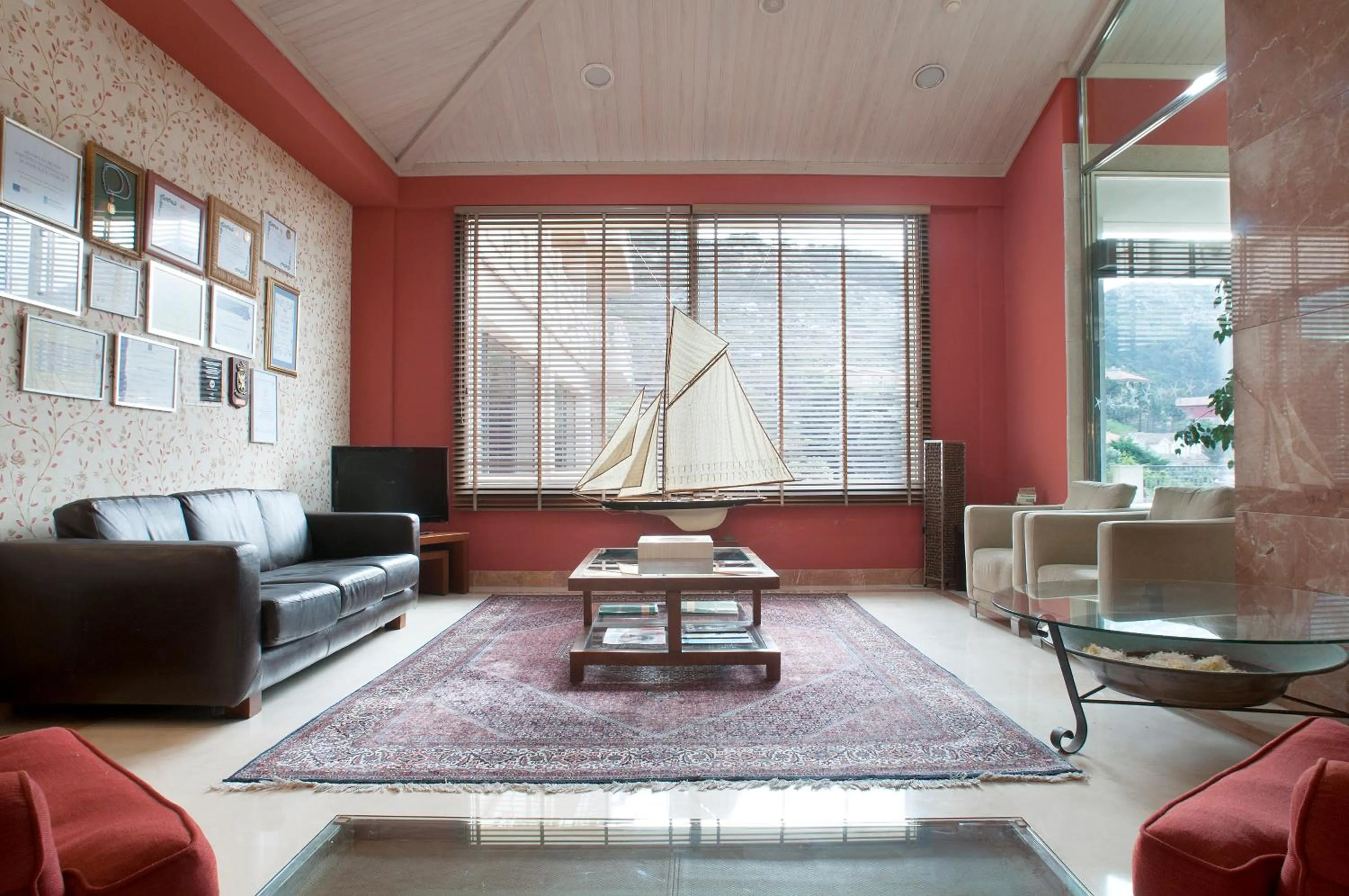 Communal lounge/ TV room in Talaso Atlántico