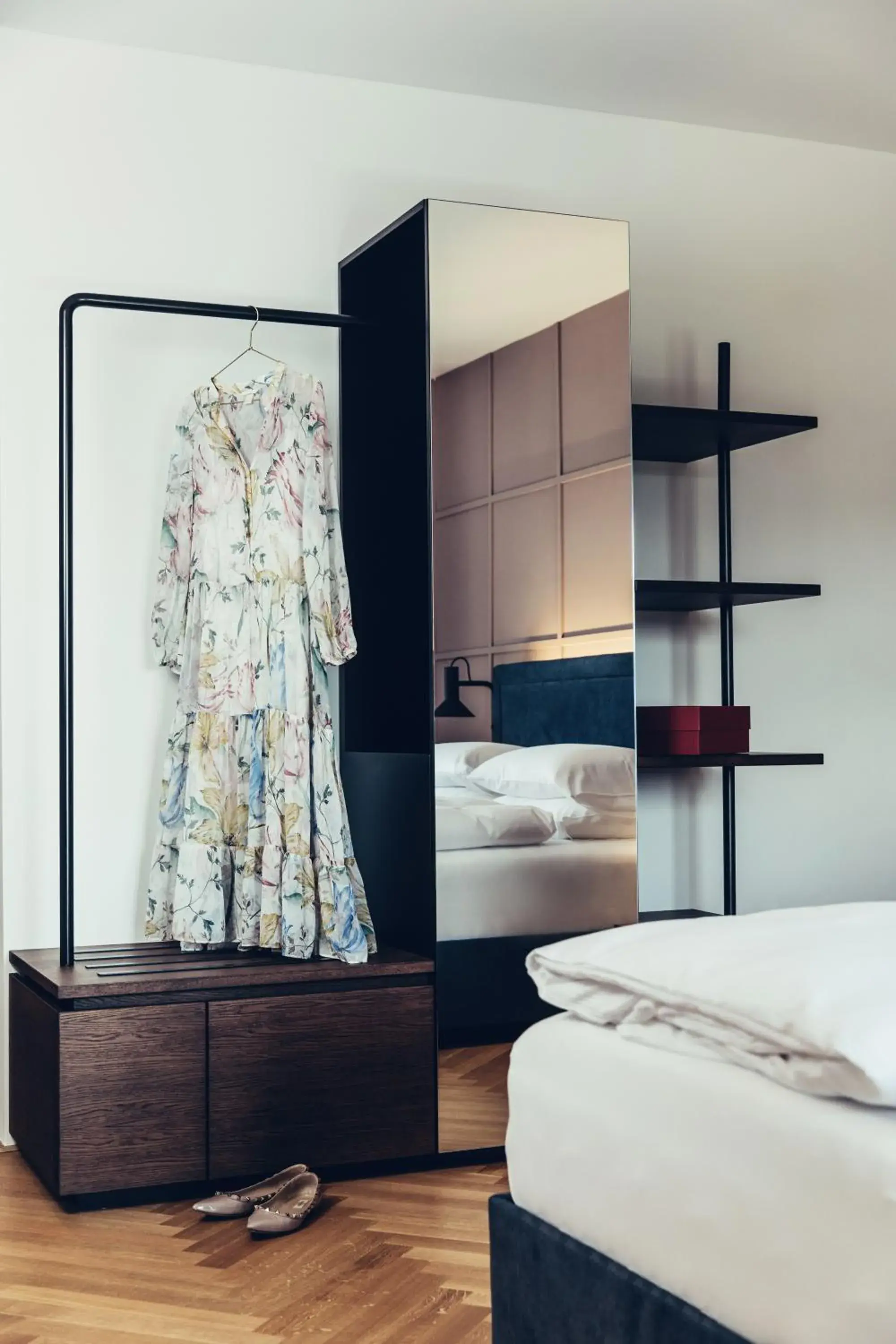wardrobe, Bed in Hotel Dermuth Klagenfurt