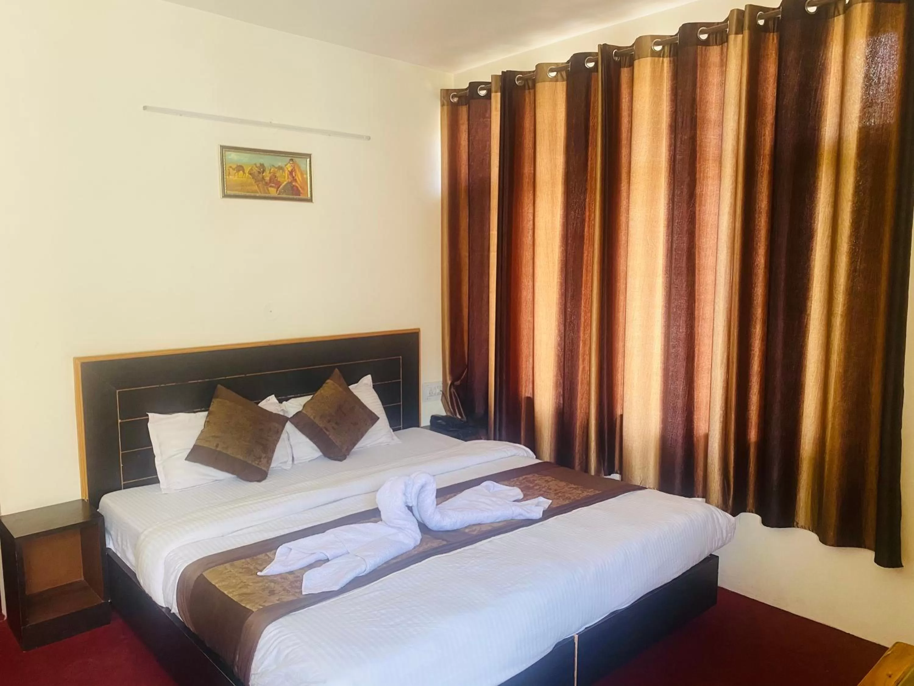 Photo of the whole room, Bed in The Destination Manali