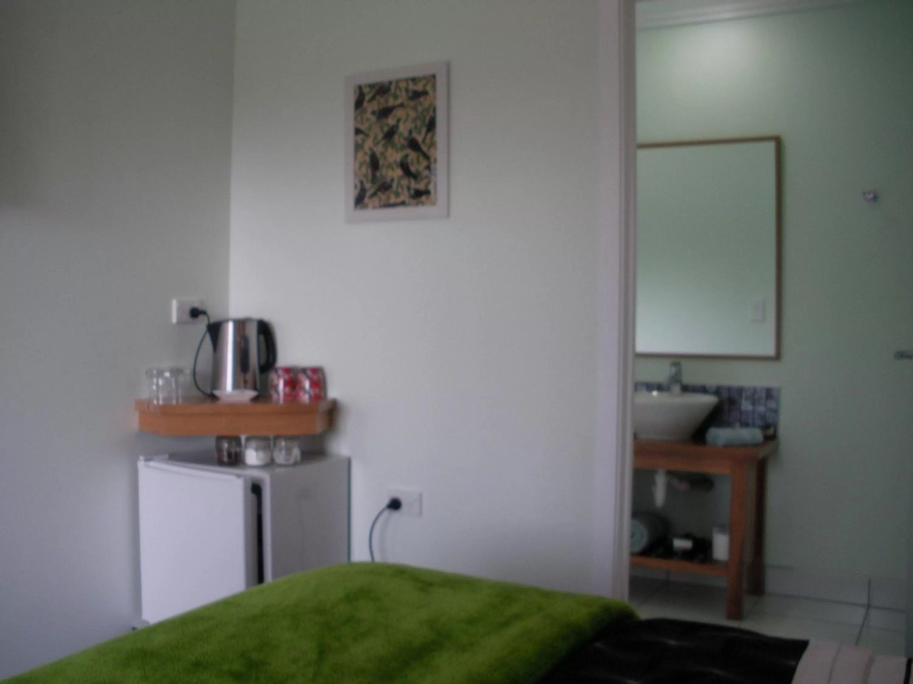 Food and drinks in Mahinapua Retreat B&B